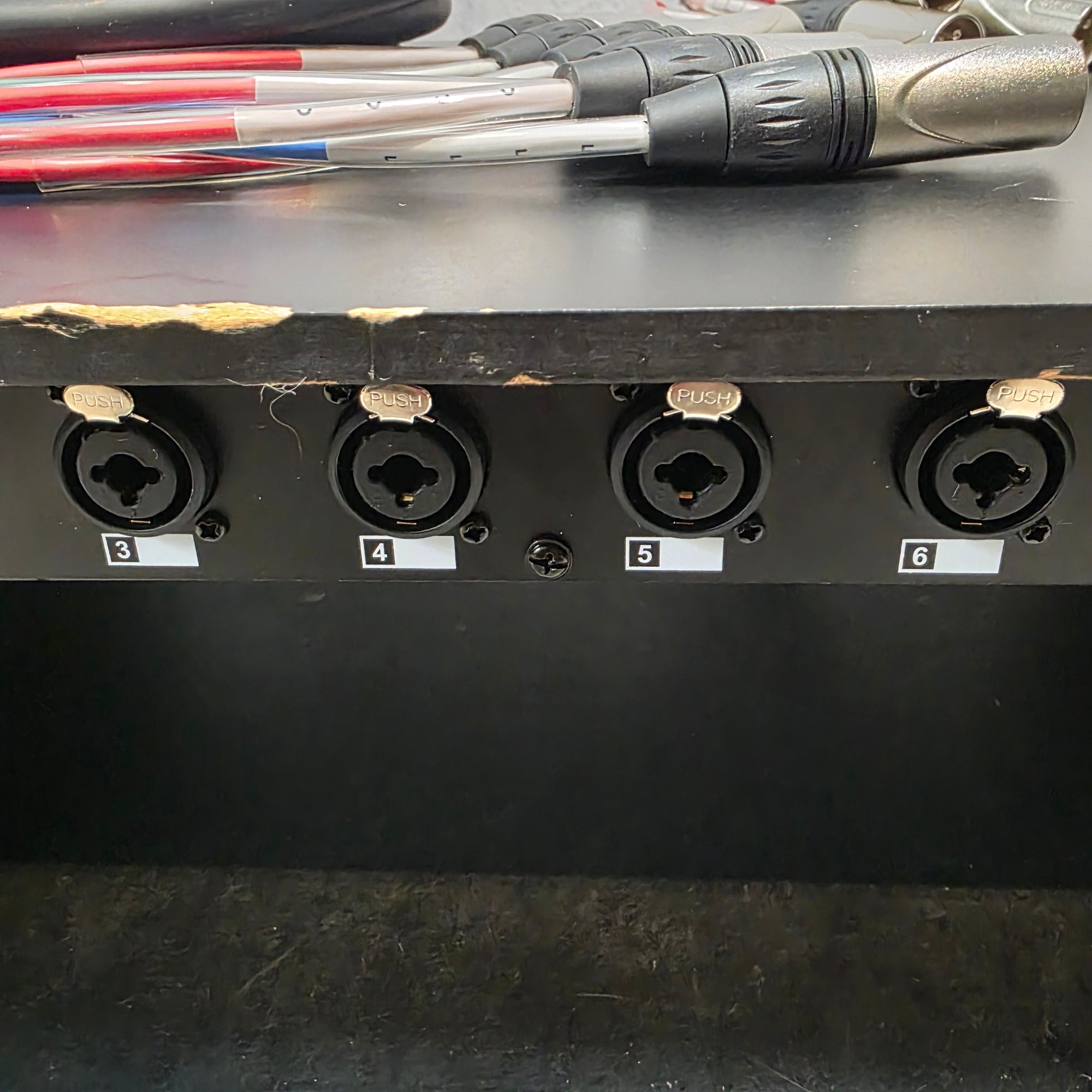 Seismic Audio SARMSS-8X310 Splitter W/ Snake Rack Splitters