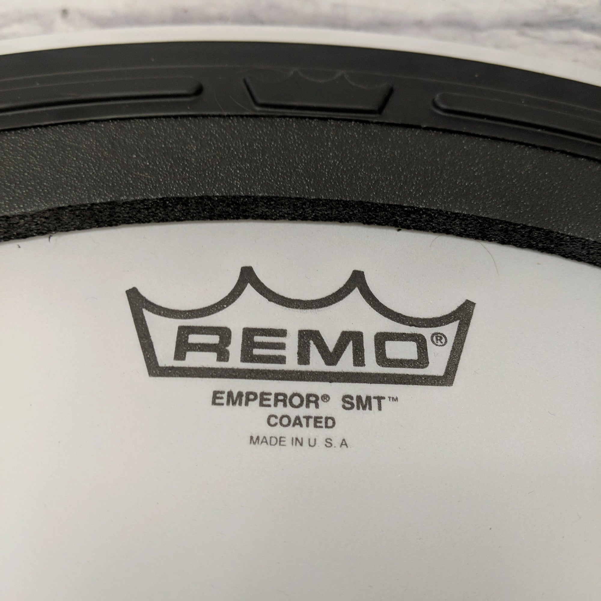 Remo 20" Drumhead With Dampening Foam Drum Head