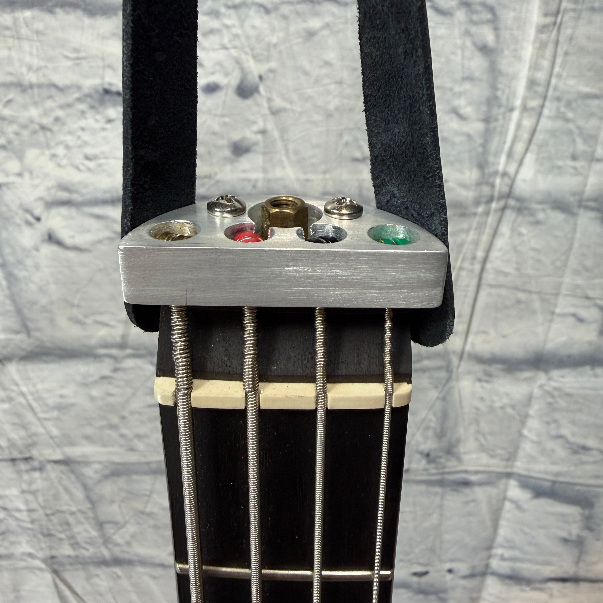 Traveler TB-4P Short Scale Headless Bass