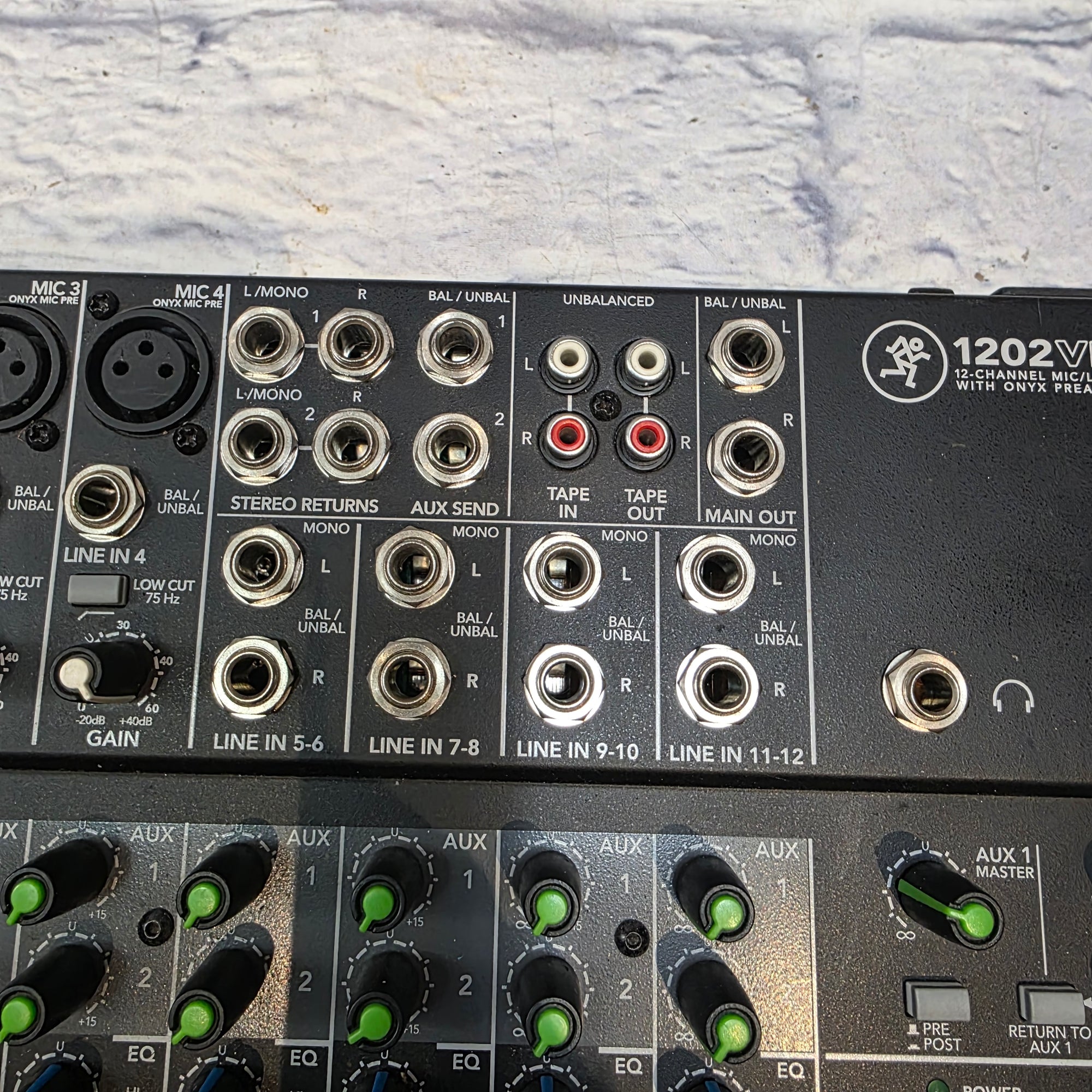 Mackie 1202 VLZ4  Mixer