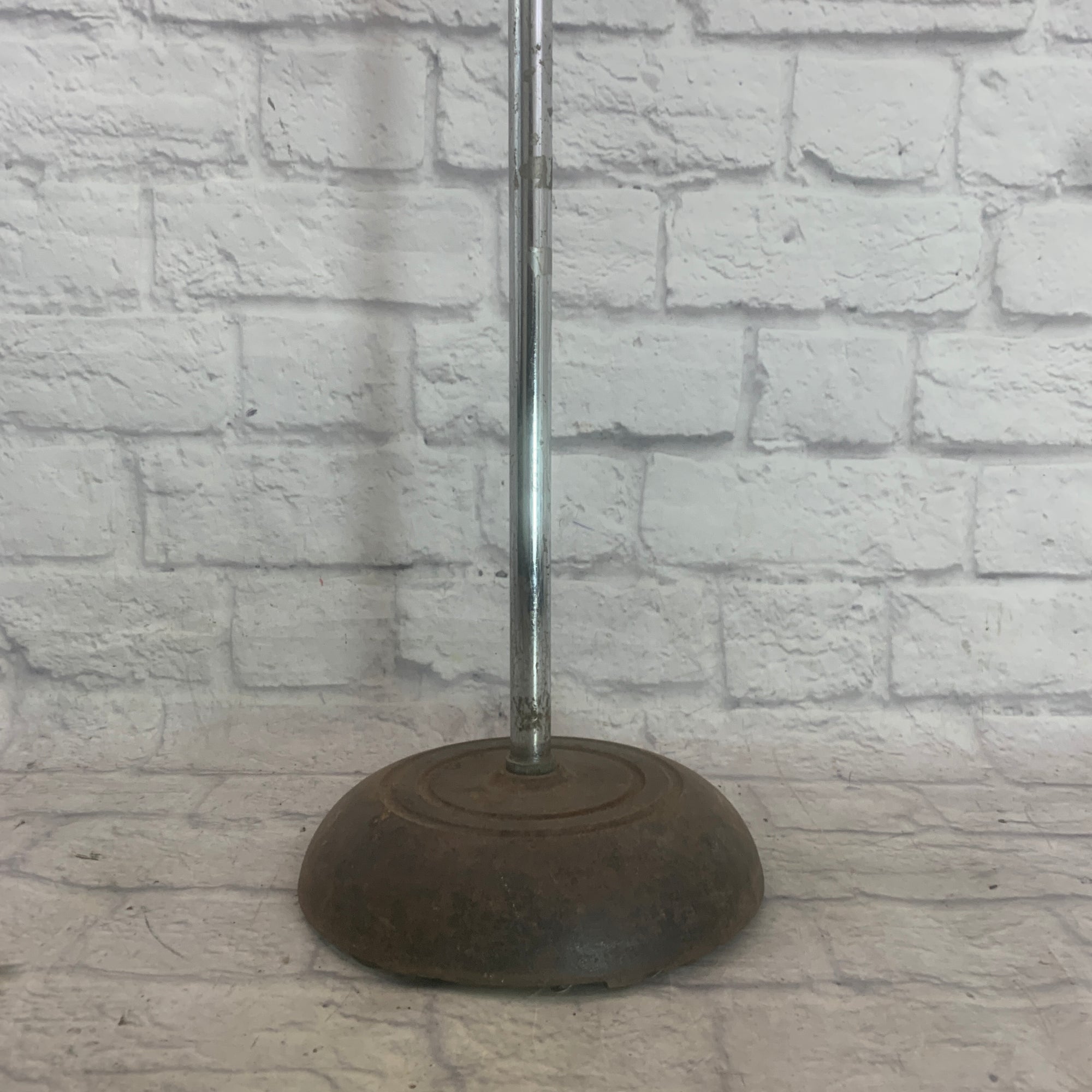 Unknown Straight Mic (Chrome) Stand