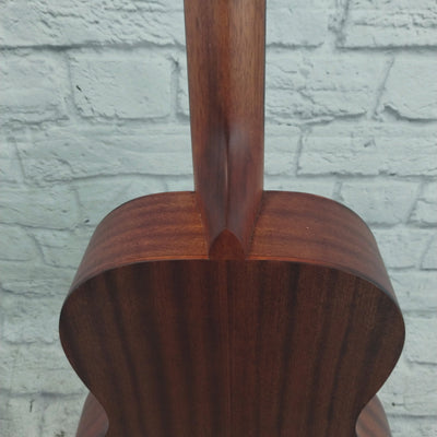 Gretsch G9200 Boxcar Round-Neck, Mahogany Body Resonator Guitar, Natural