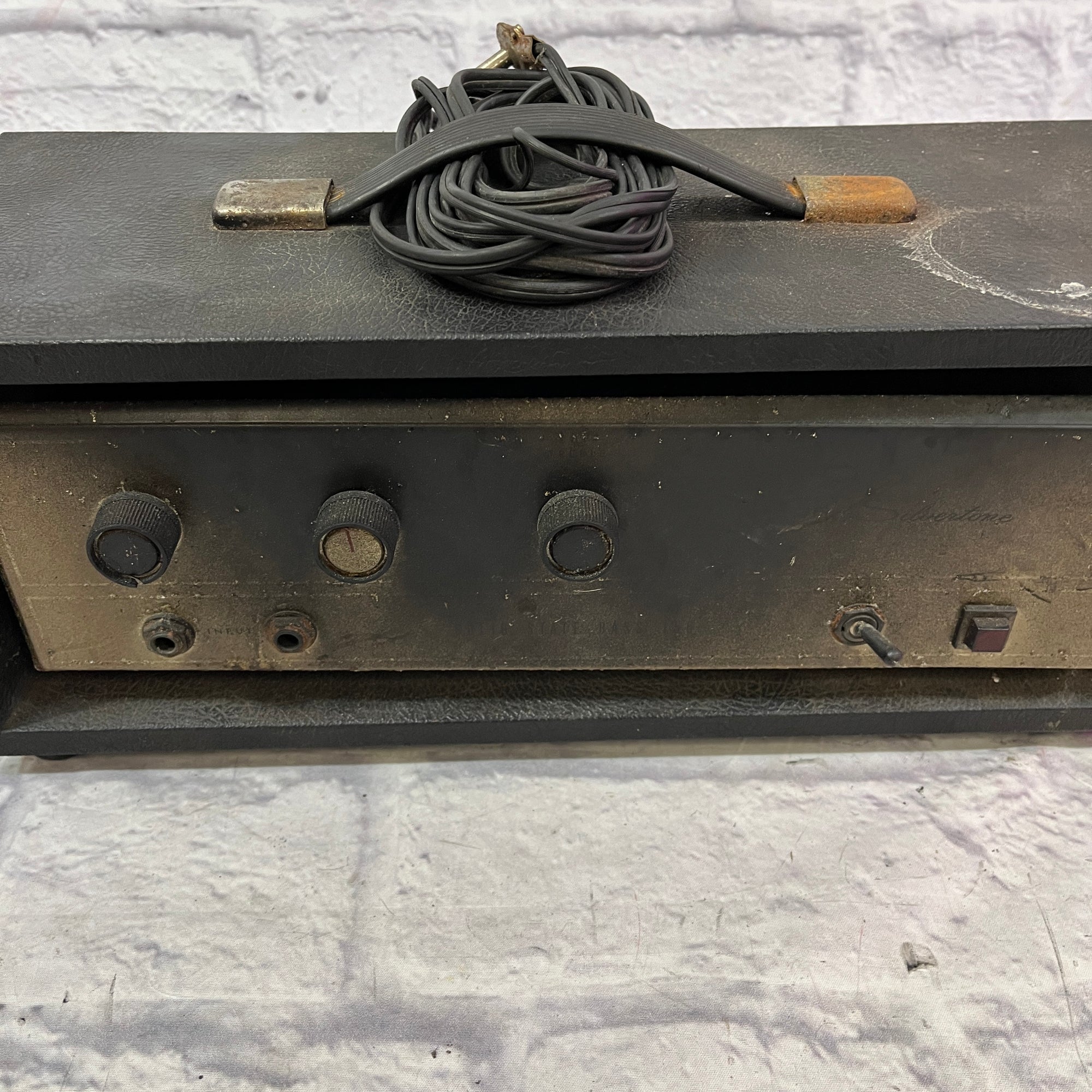 Silvertone 1466 Bass Amp Head