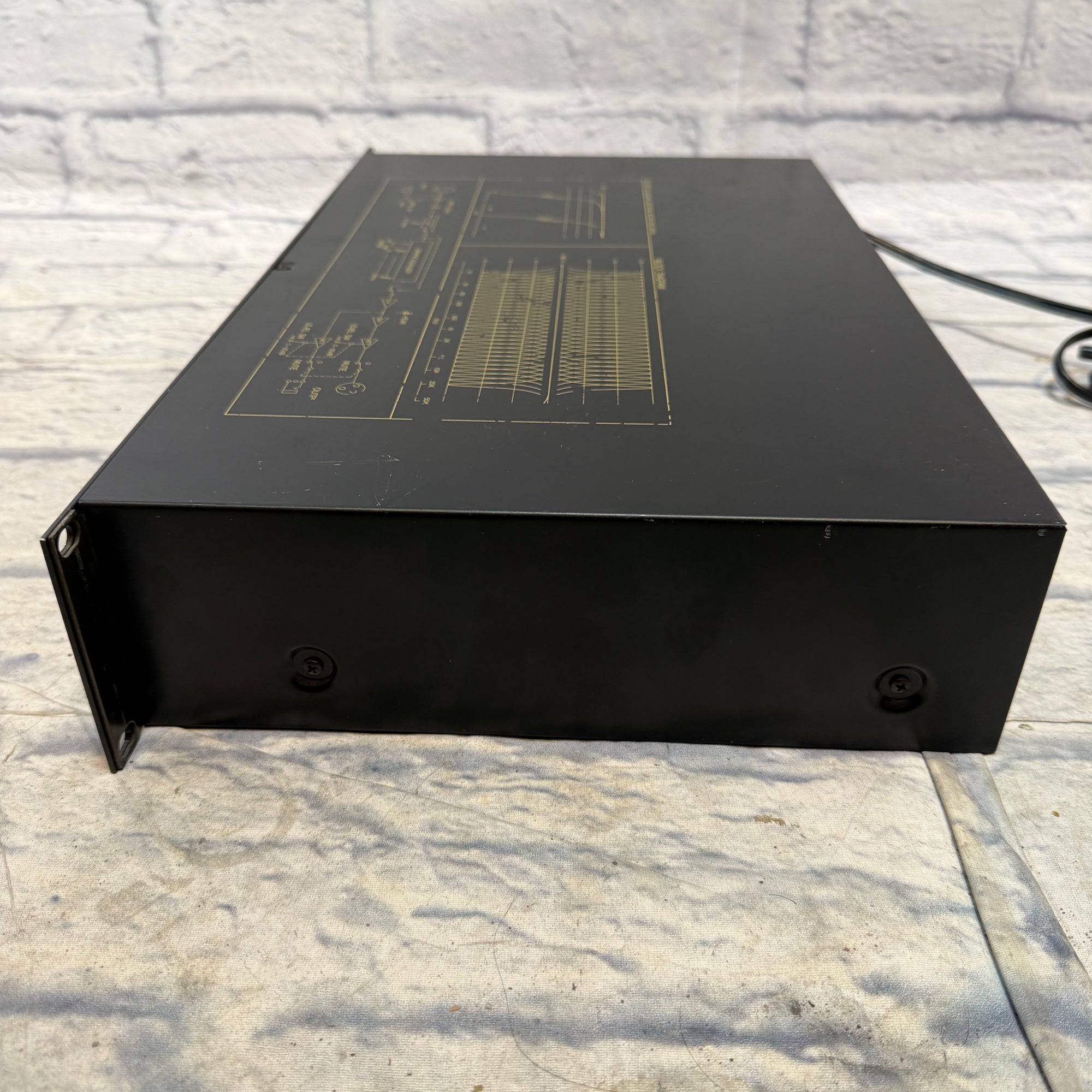 Yamaha Model Q2031A Rack EQ