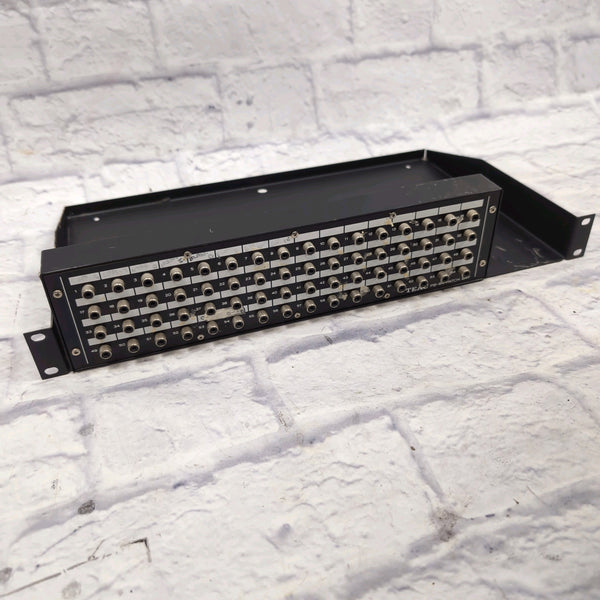 Patch Bay Rack Teac PB-64 RCA Patchbay Rack - Evolution Music