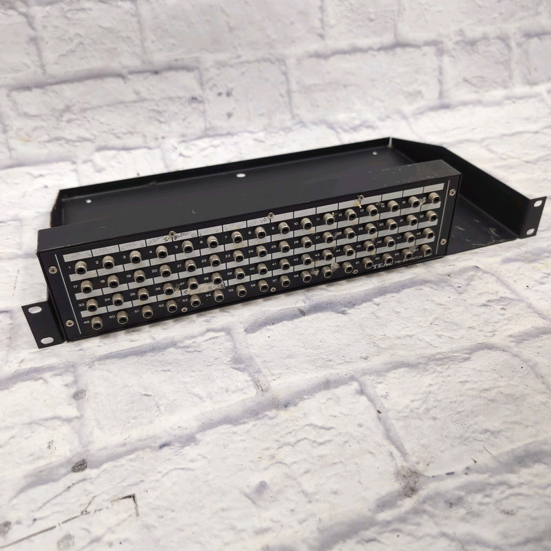 Long Patchbay Rack Teac PB-64 RCA Patchbay Rack - Evolution Music