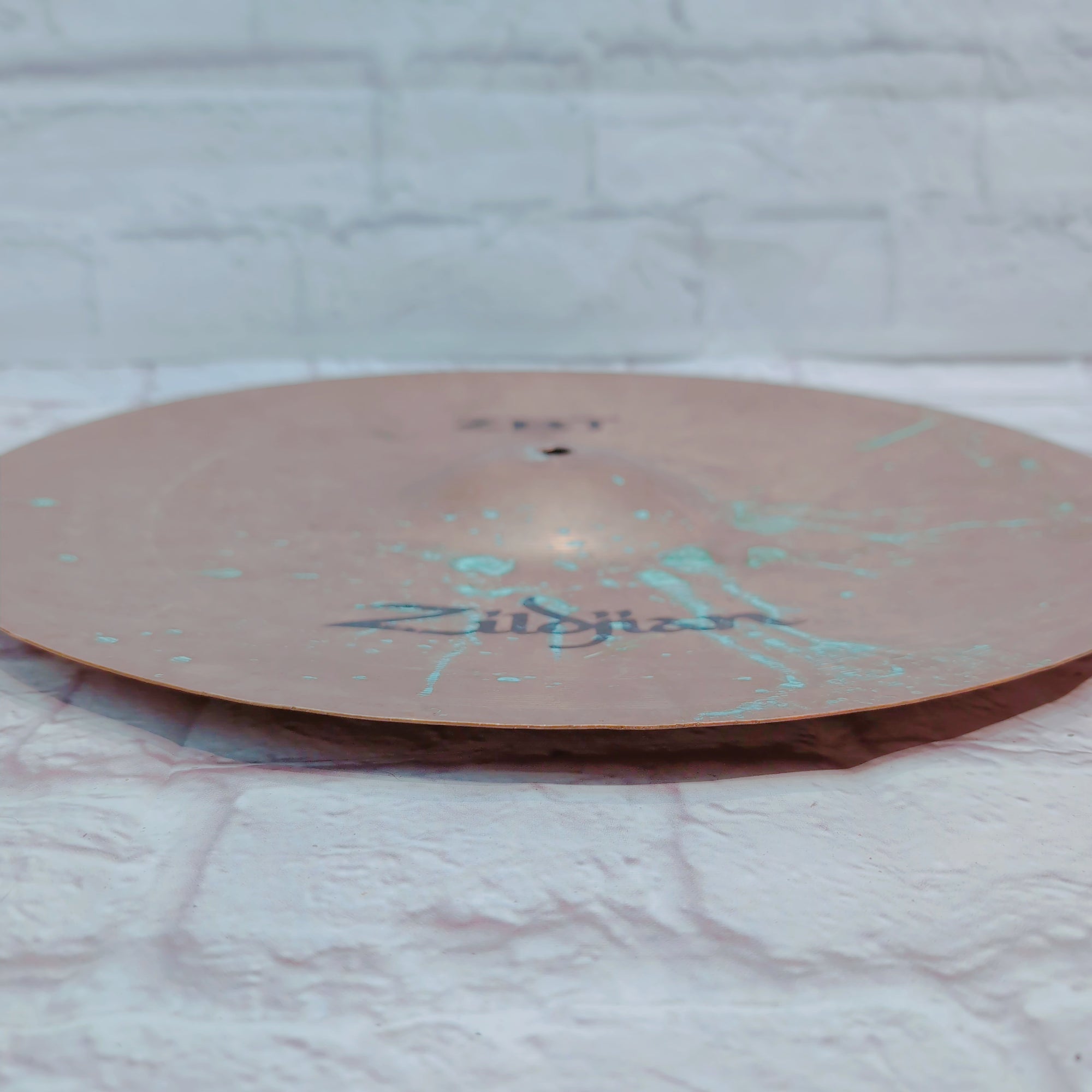 Zildjian ZBT 16" Crash Cymbal