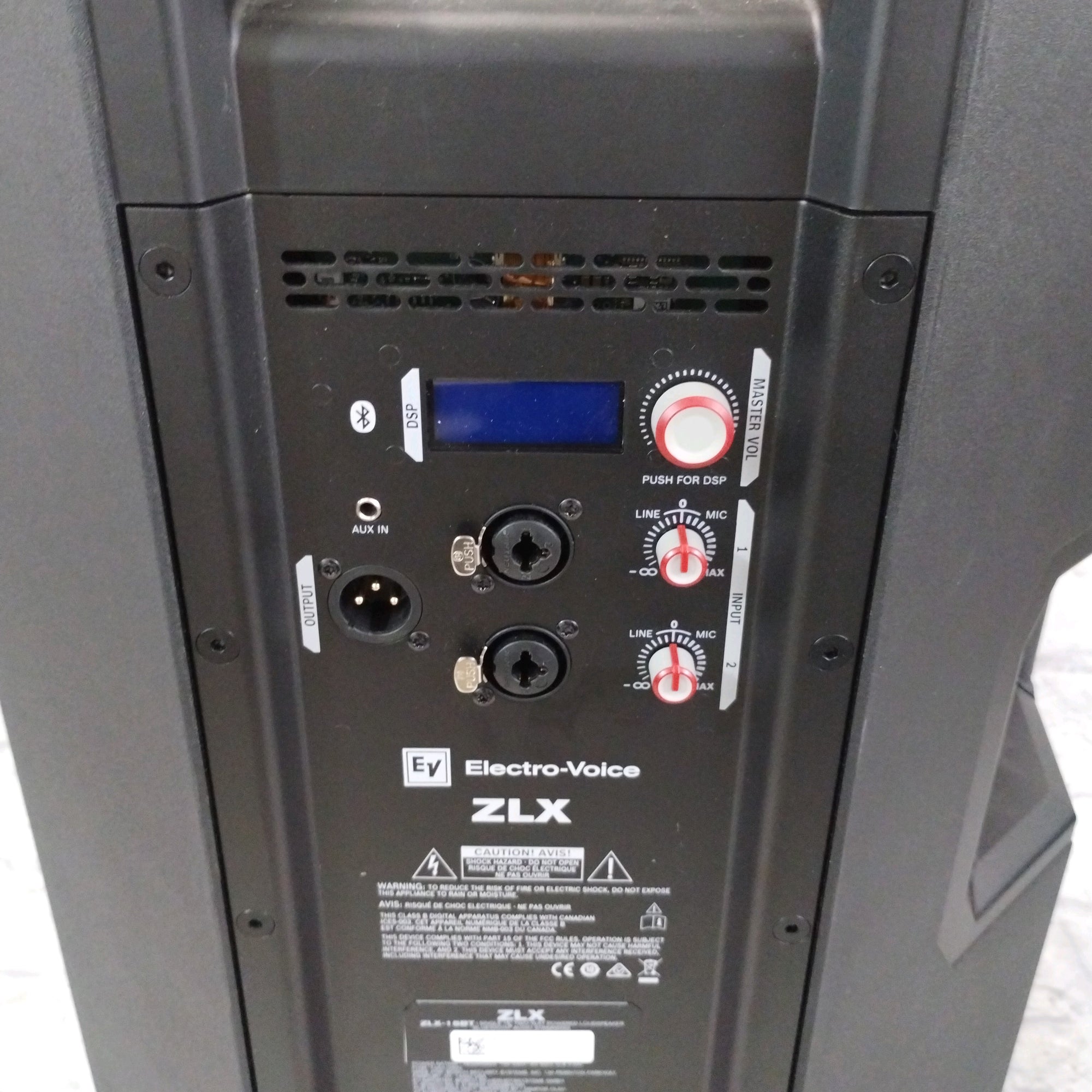 Electro Voice ZLX 12P 2-Way Powered Loudspeakers - Evolution Electro Voice ZLX 12P 2-Way Powered Loudspeakers - Evolution