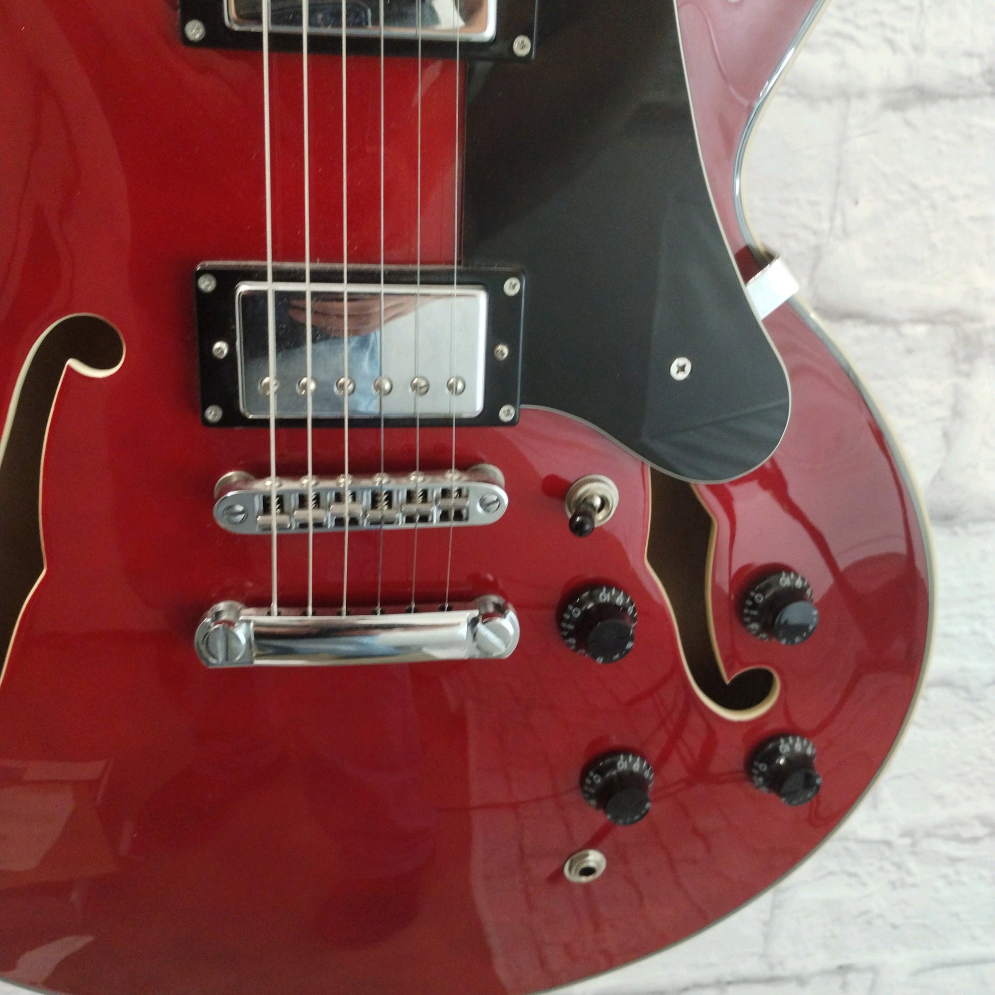 Jay Turser 335 Copy Burgundy Electric Guitar
