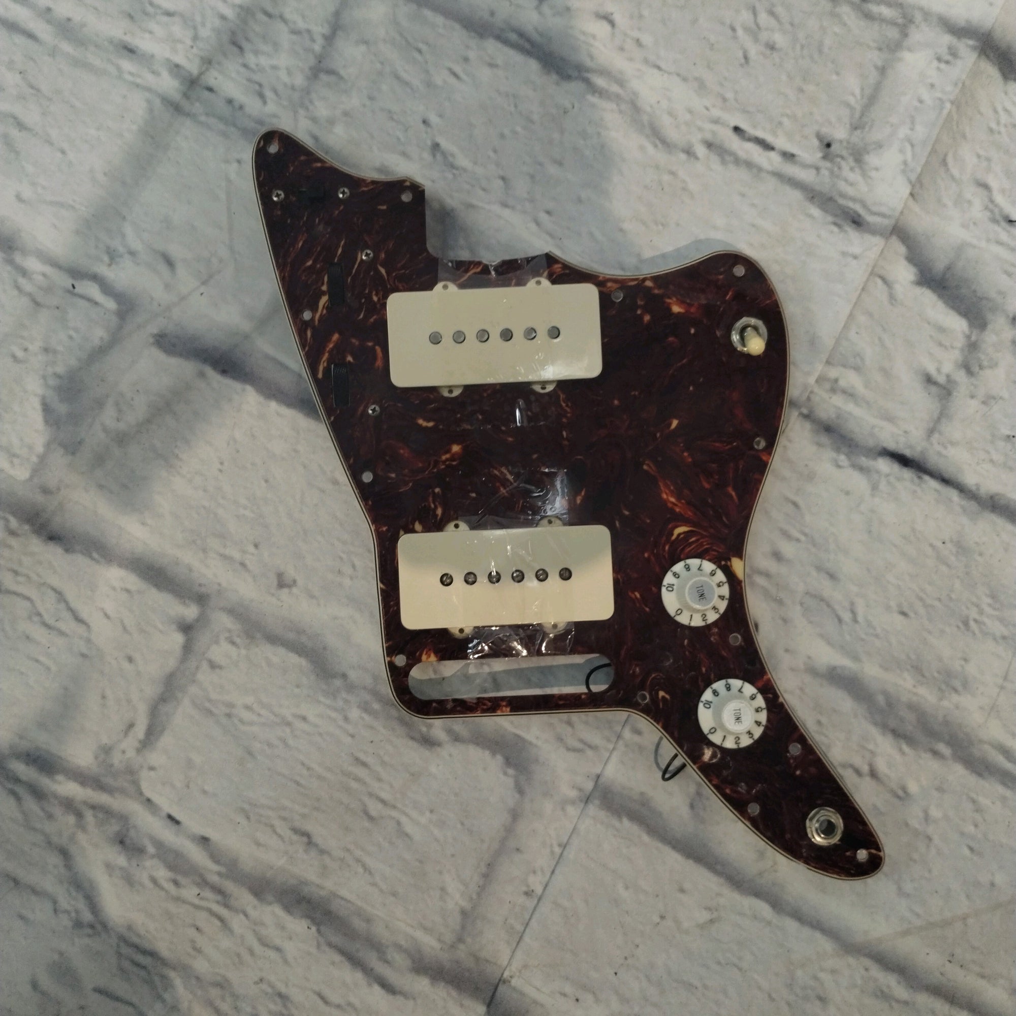 Fender Accessories Loaded Jazzmaster Pickguard W/ V Mod Pickups