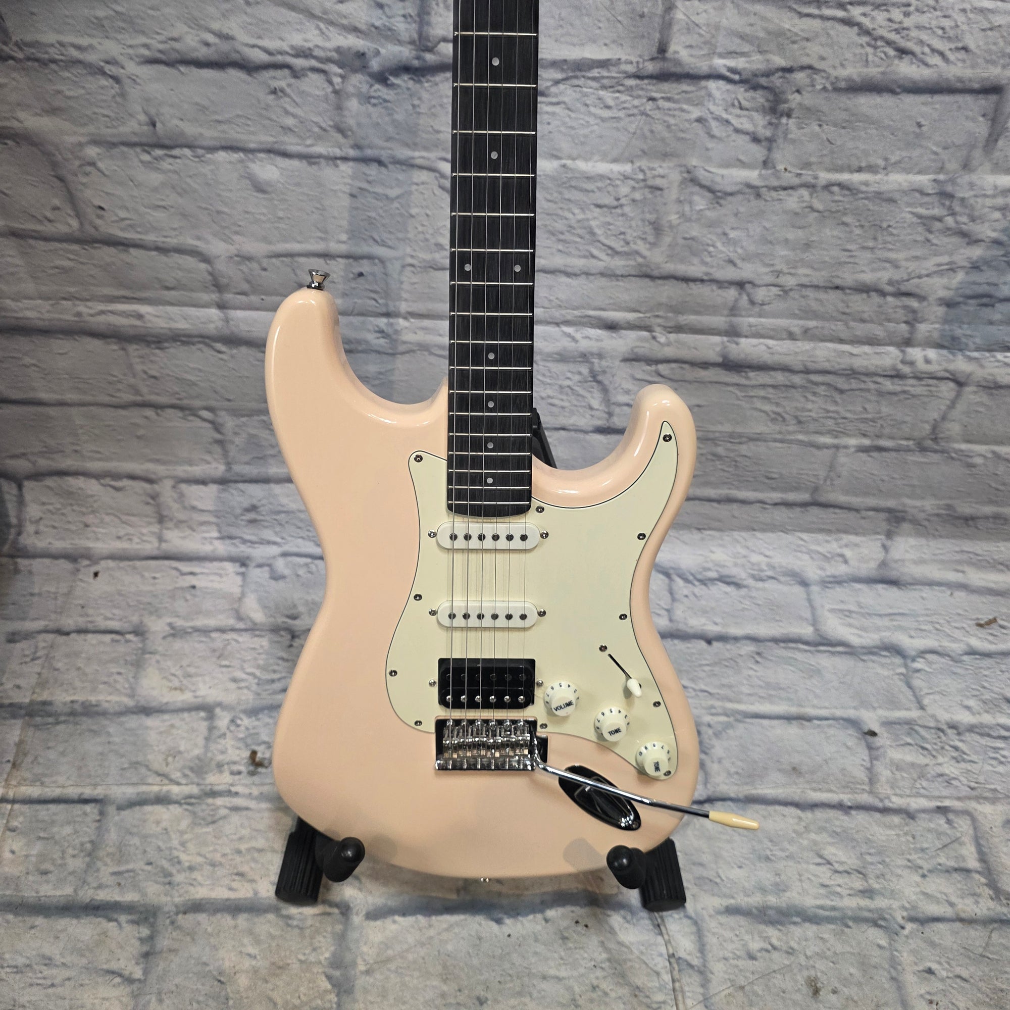 Donner DST-200 (Student Guitar) Electric Guitar With Case