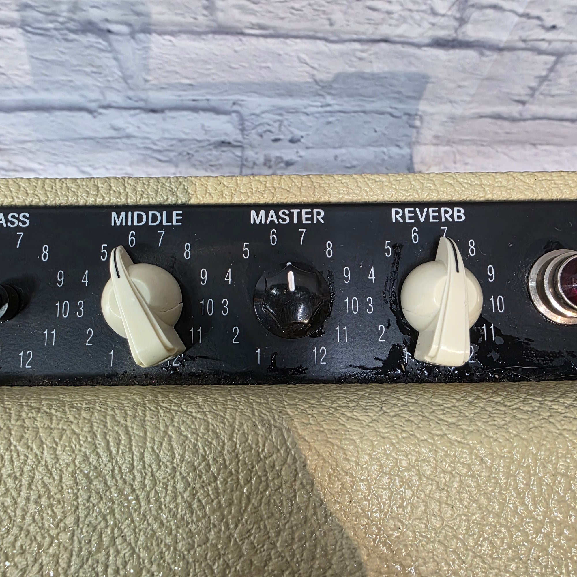 Fender Blues Junior Combo Amplifier - Cream