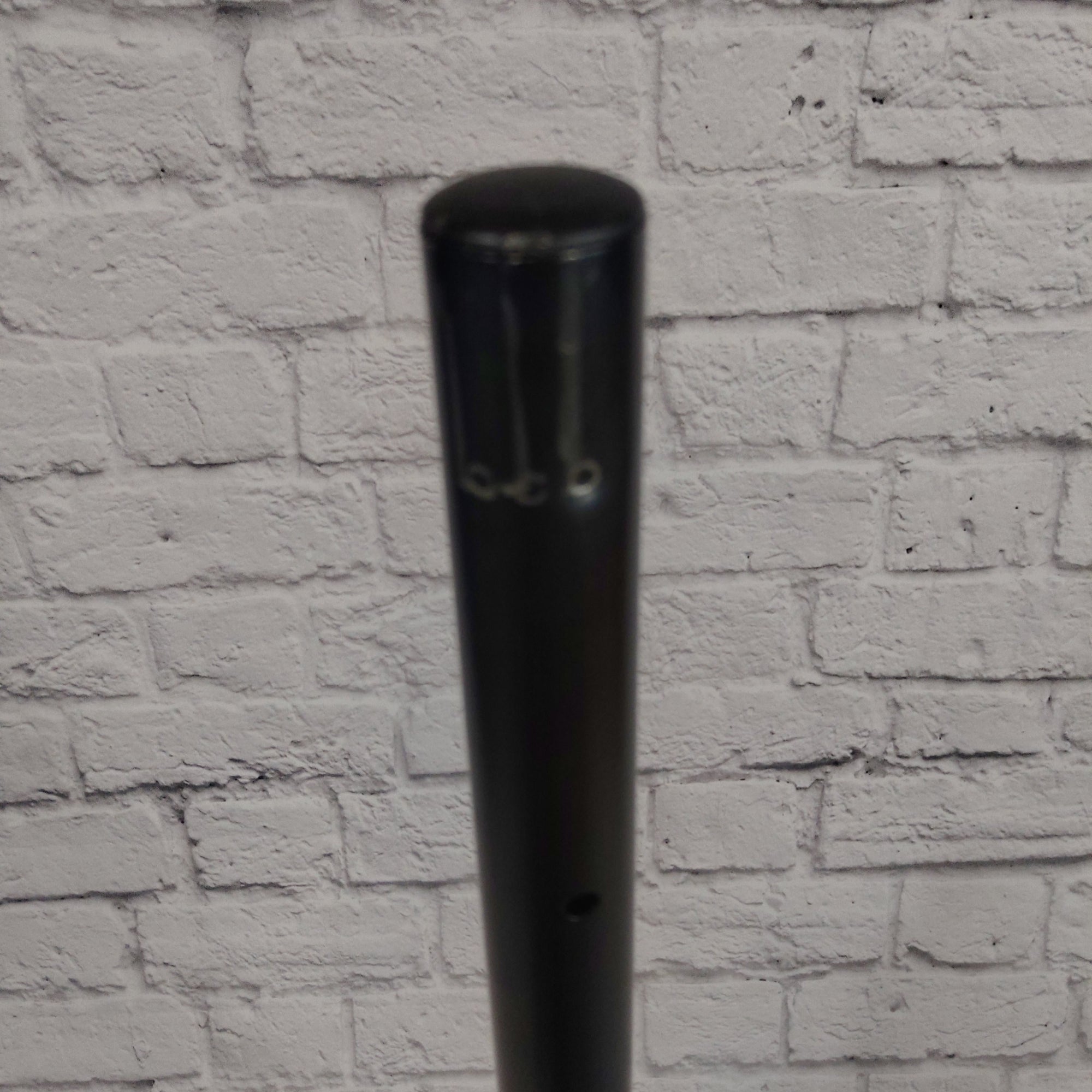 Unknown Speaker Stand