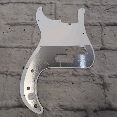 Unknown P-Bass Pickguard White Pearl