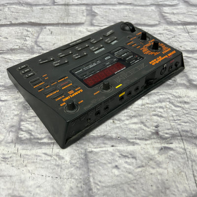 Zoom ST-224