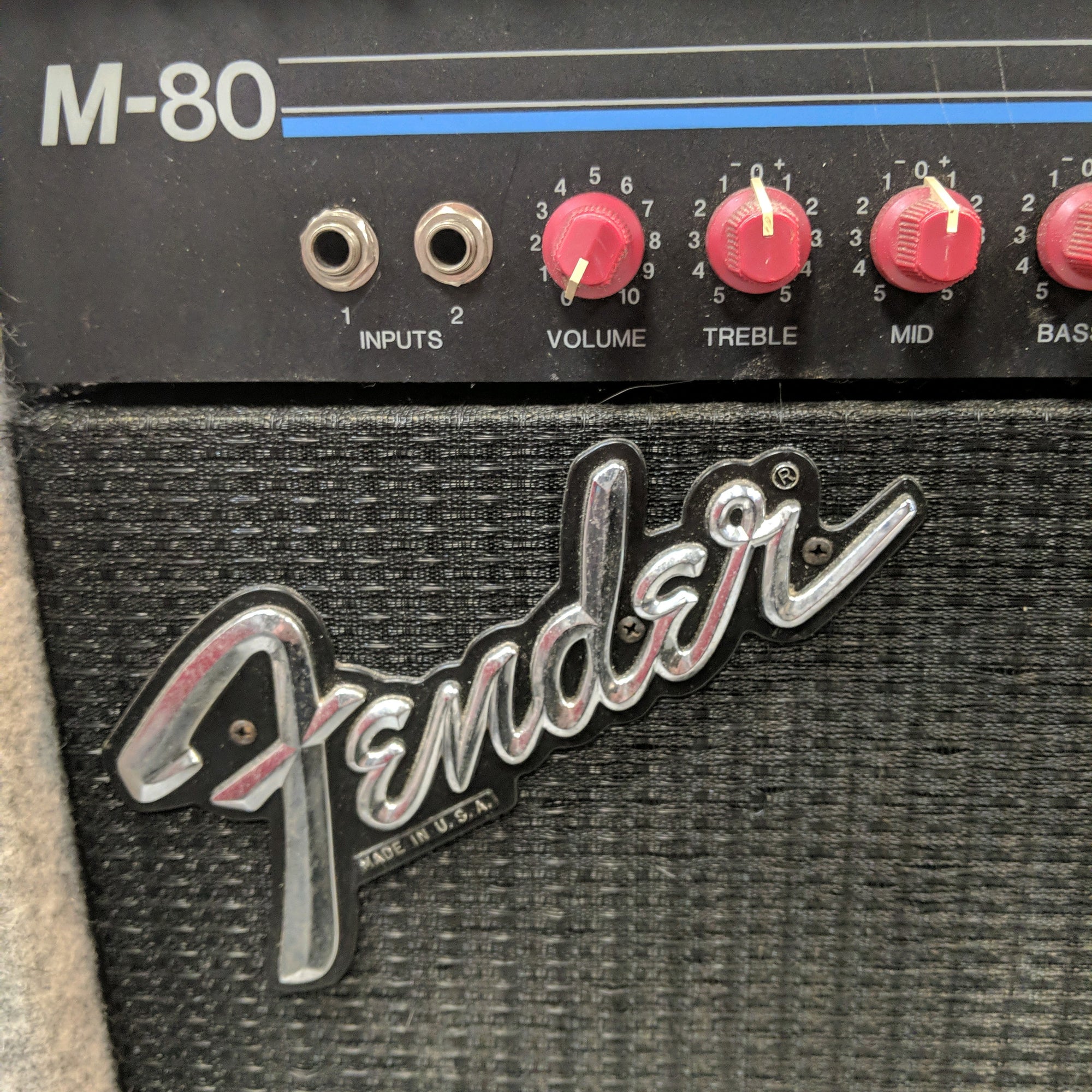Fender M-80 1x15 Bass Combo Amp Bass