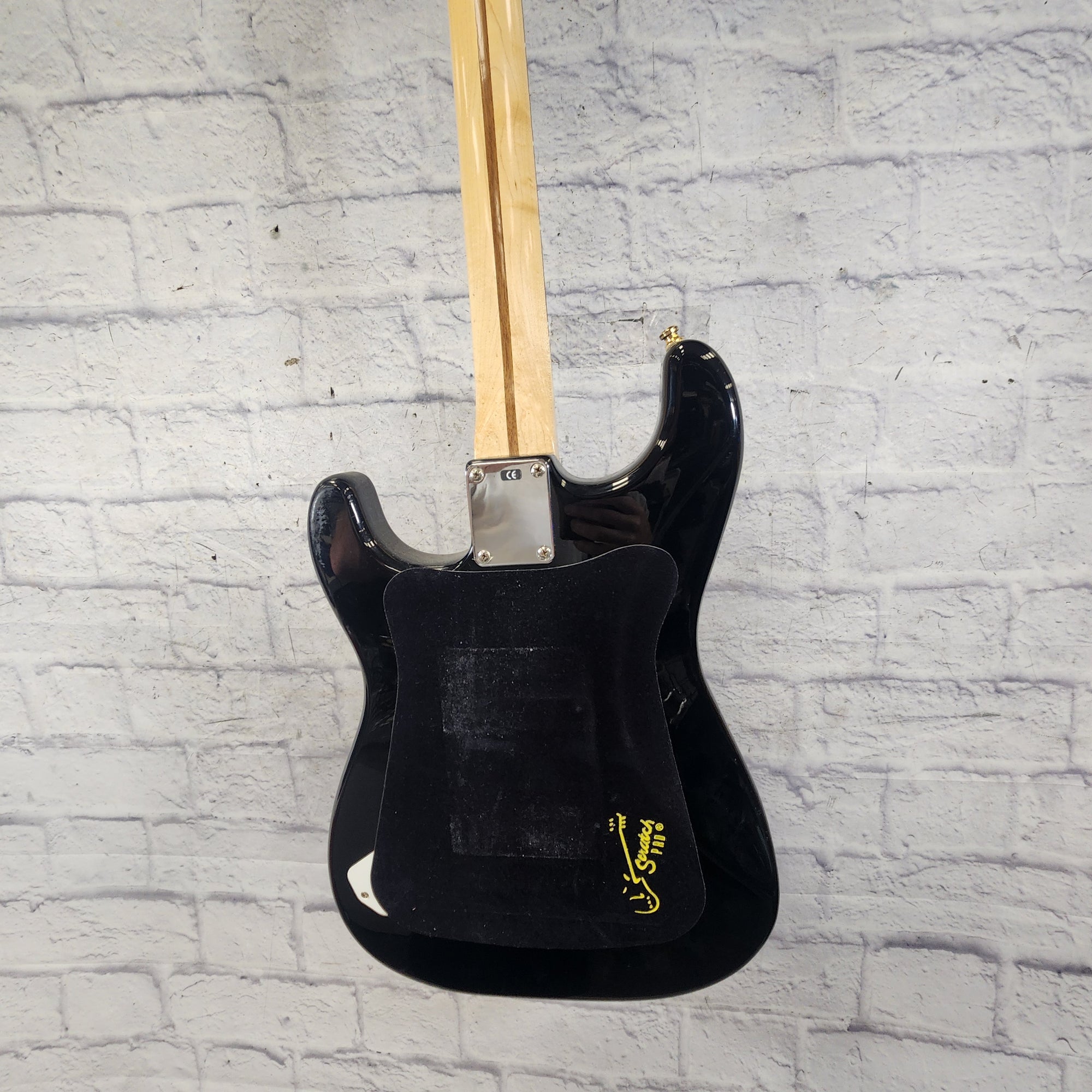 Fender Mexican Roland Ready Strat Black Electric Guitar