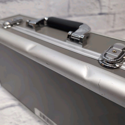 Pedaltrain Metro 16 Pedal Board with hard case