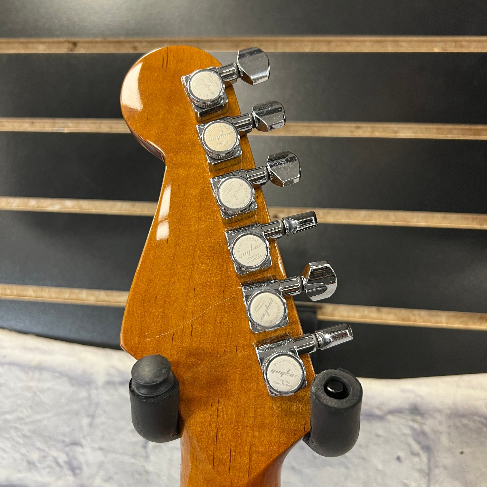 BC Guitars  Strat Style Solid Body Natural Electric Guitar
