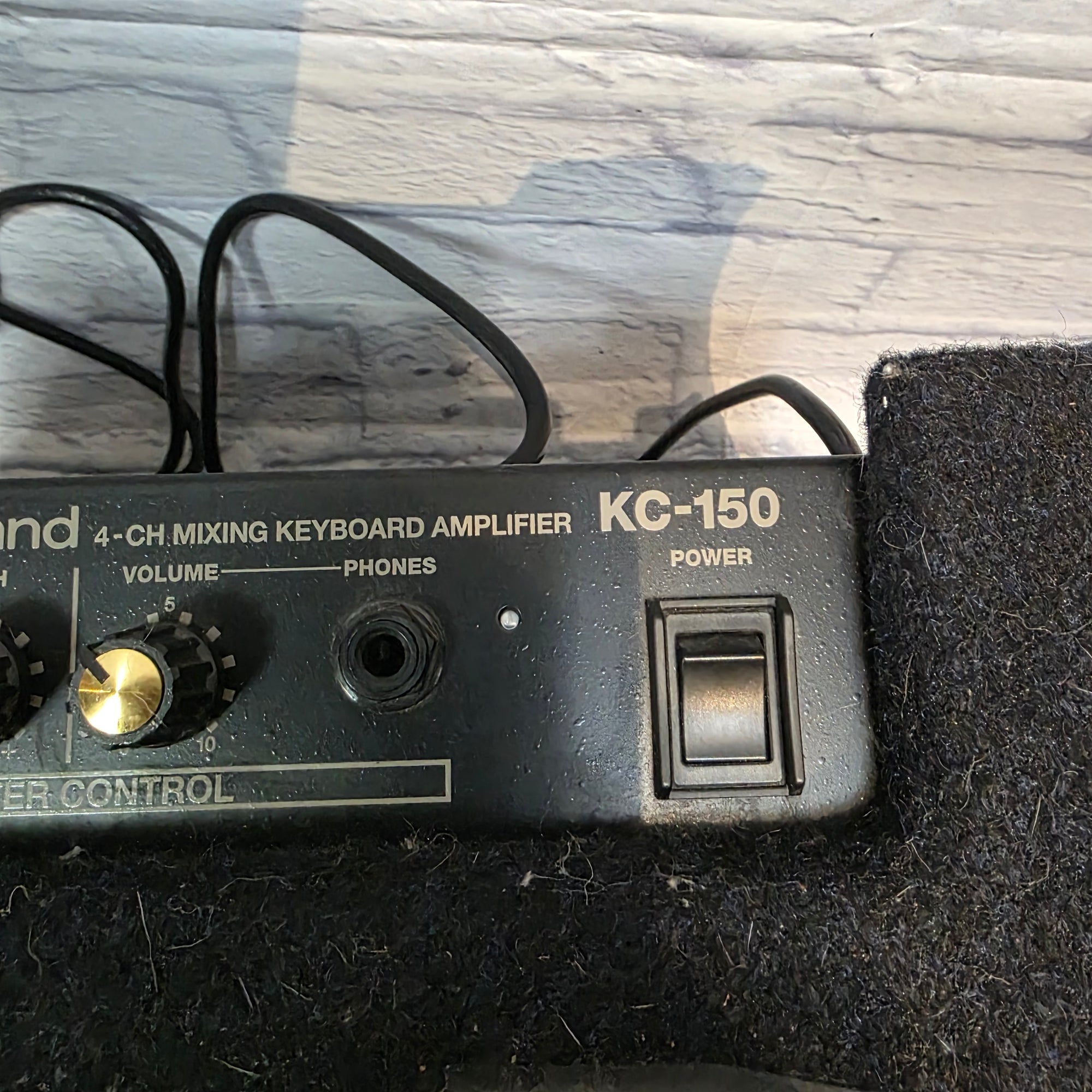 Roland KC-150 Keyboard Amp