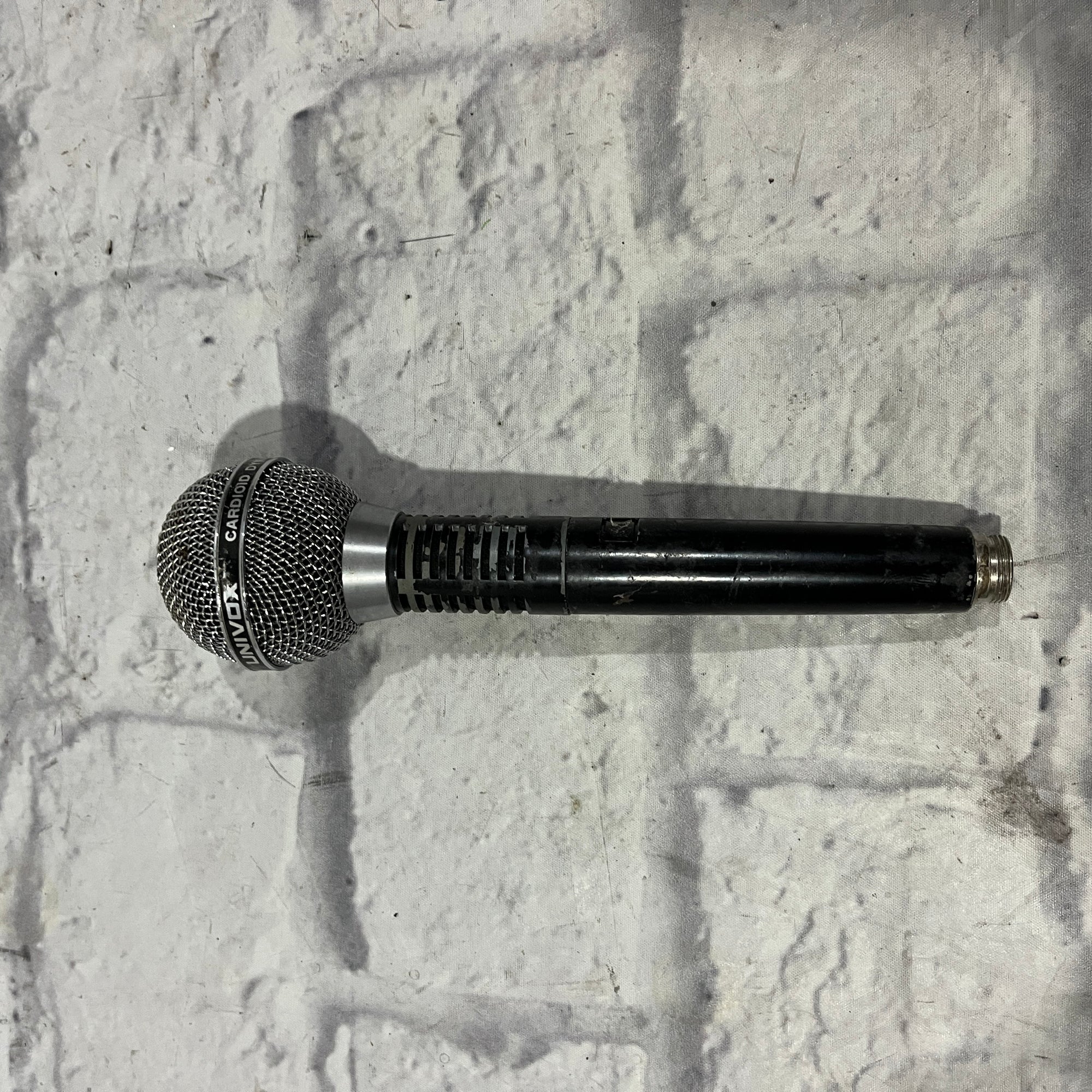 Univox Dual Impedance Cardioid Dynamic Microphone