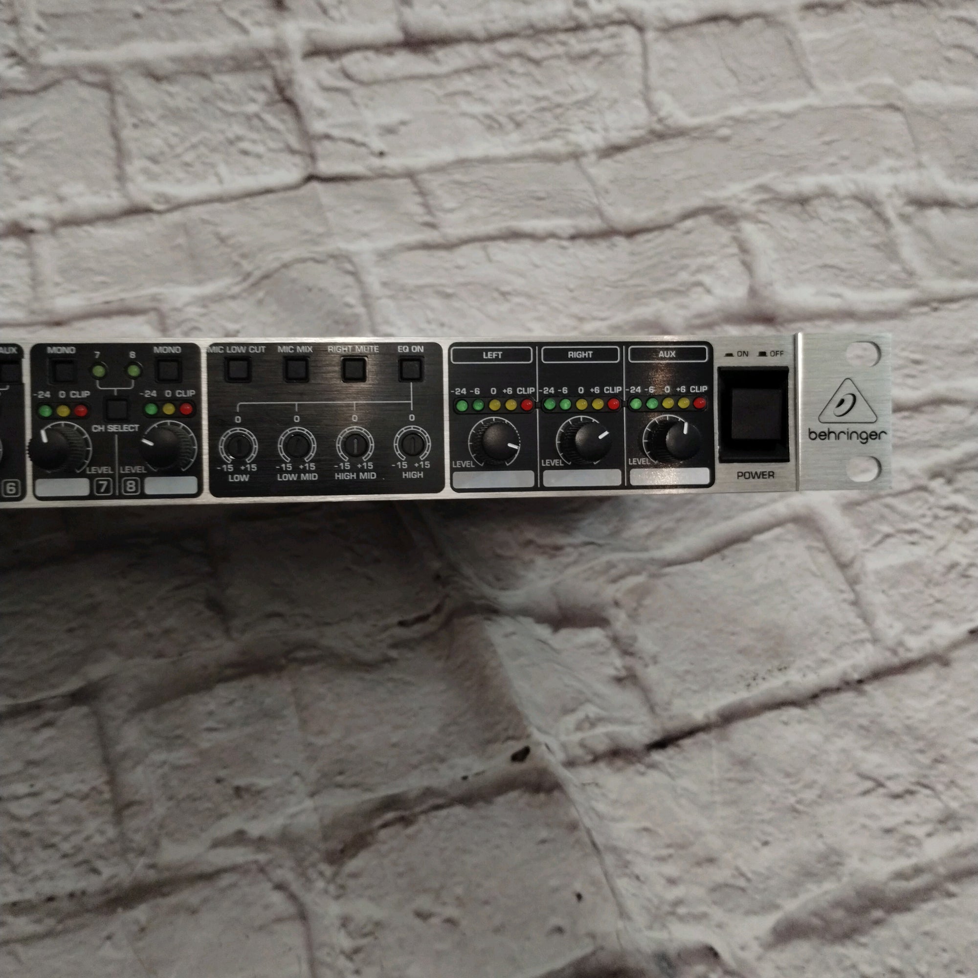 Behringer Ultrazone ZMX8210 Rackmount Zone Mixer