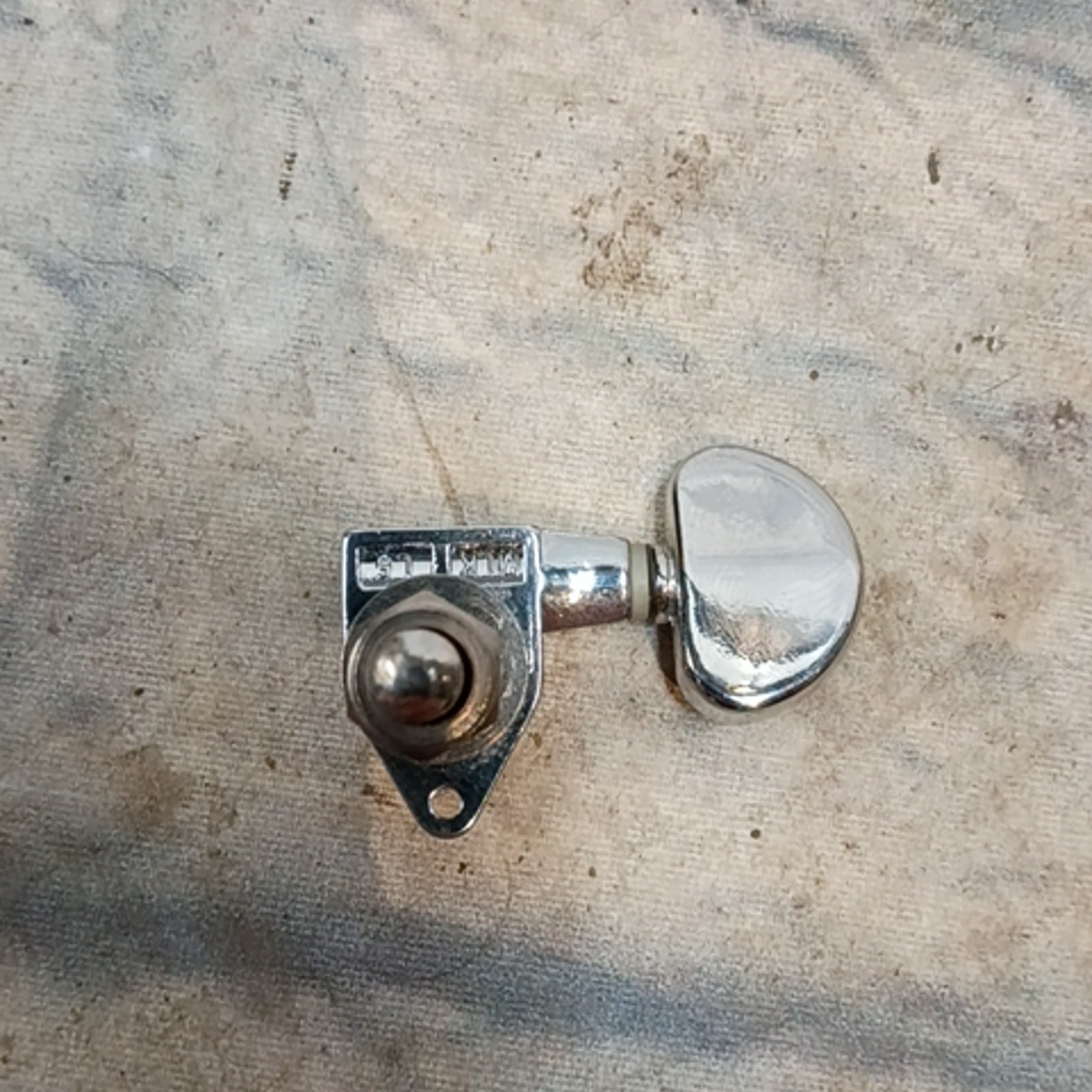 Austin Less Paul 3 / 3 Machine Heads Tuning Machines