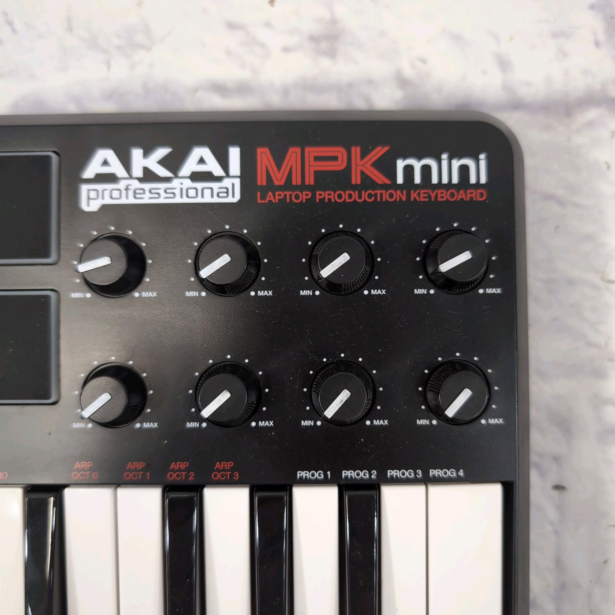 Akai MPK Mini mk1 USB Controller - Evolution Music
