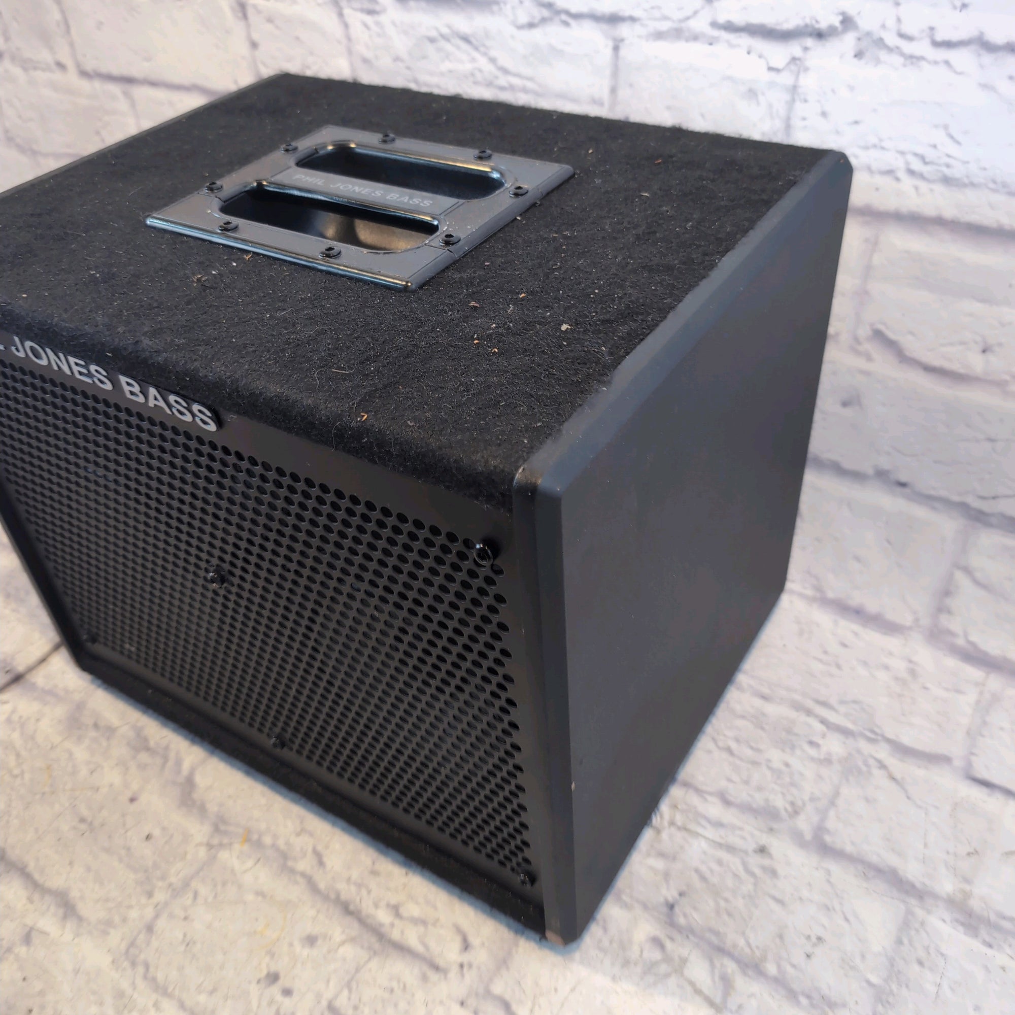 Phil Jones Bass CAB-27 200w 2x7'' 3'' Tweeter Bass Guitar Speaker Cabinet w/ Cover