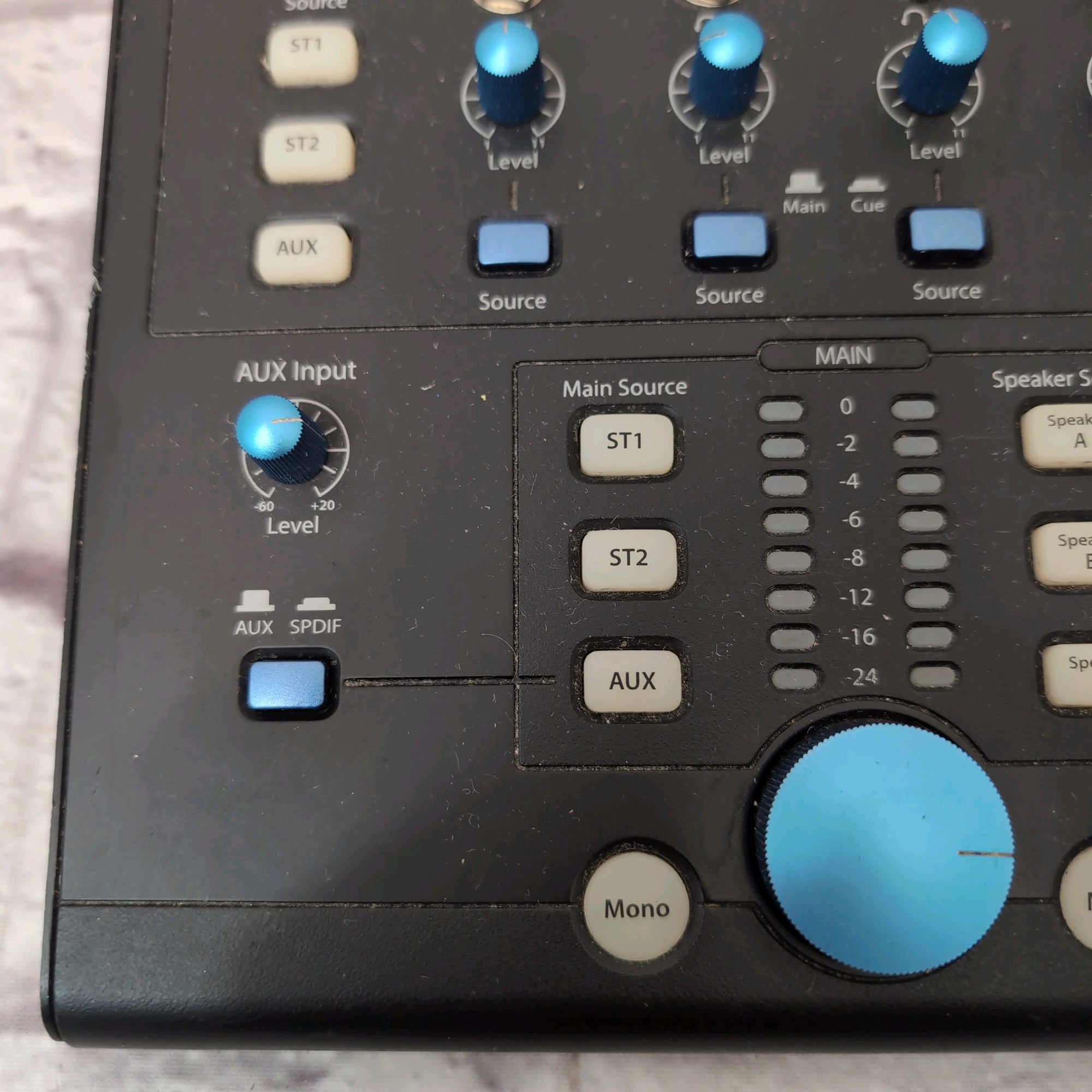 PreSonus MONITOR STATION V2 本体 PreSonus Monitor Station V2 Desktop Studio Control Center