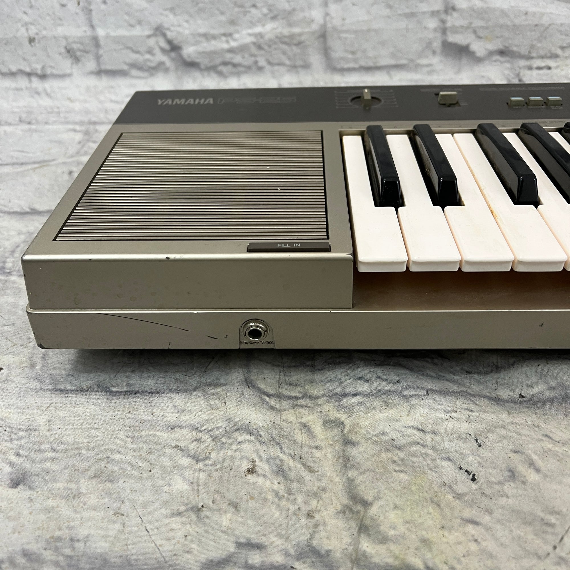 Yamaha PS-25 Digital Piano