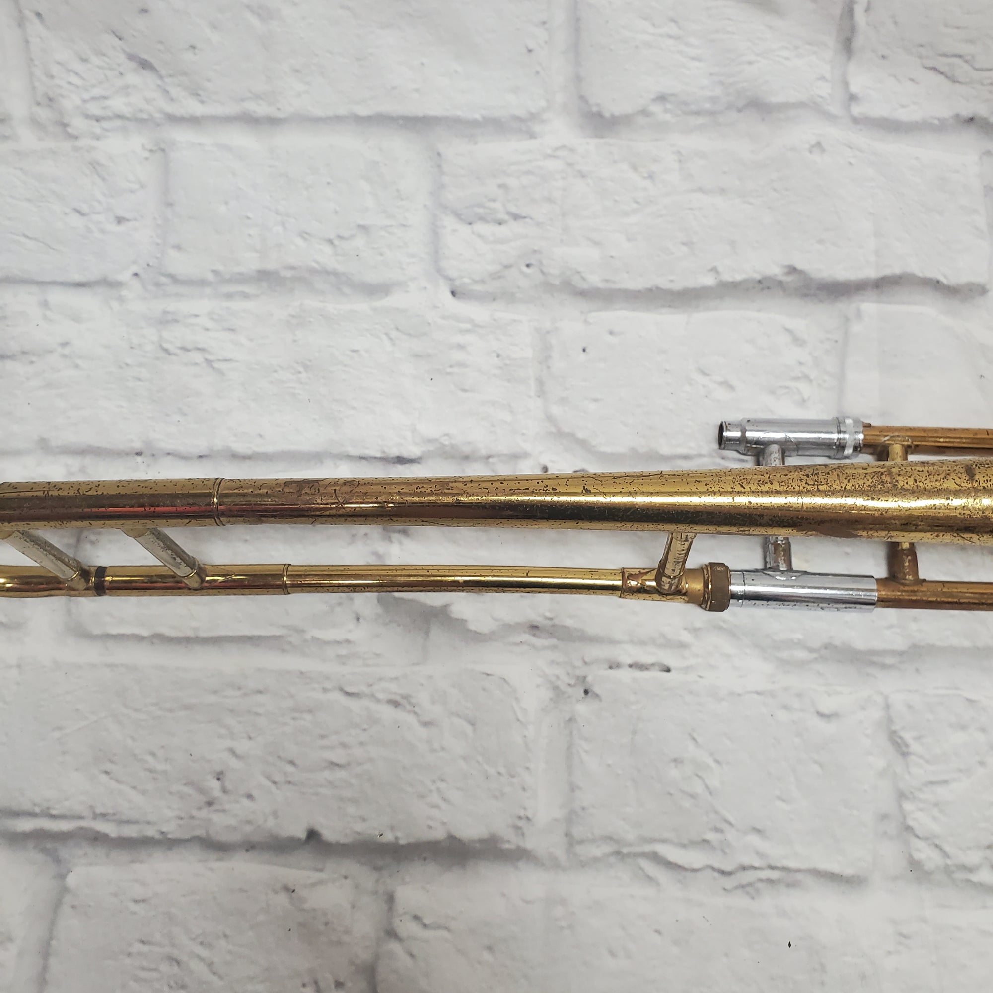 Vintage Bundy Trombone with original Green Case - 90118