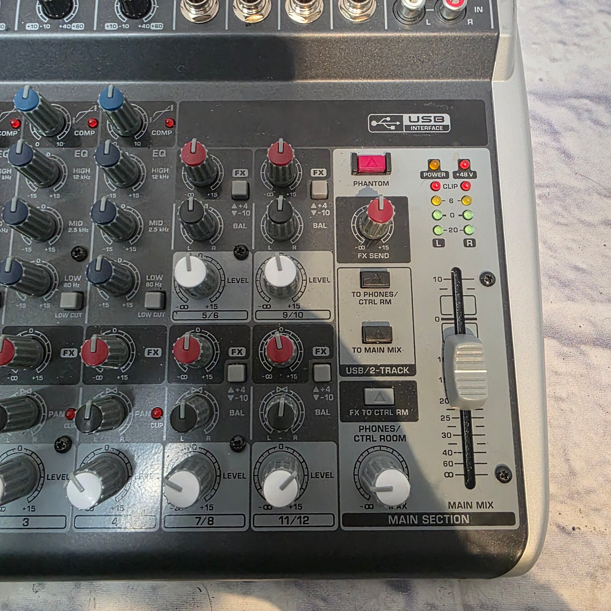 Behringer Xenyx Q1202USB Mixer