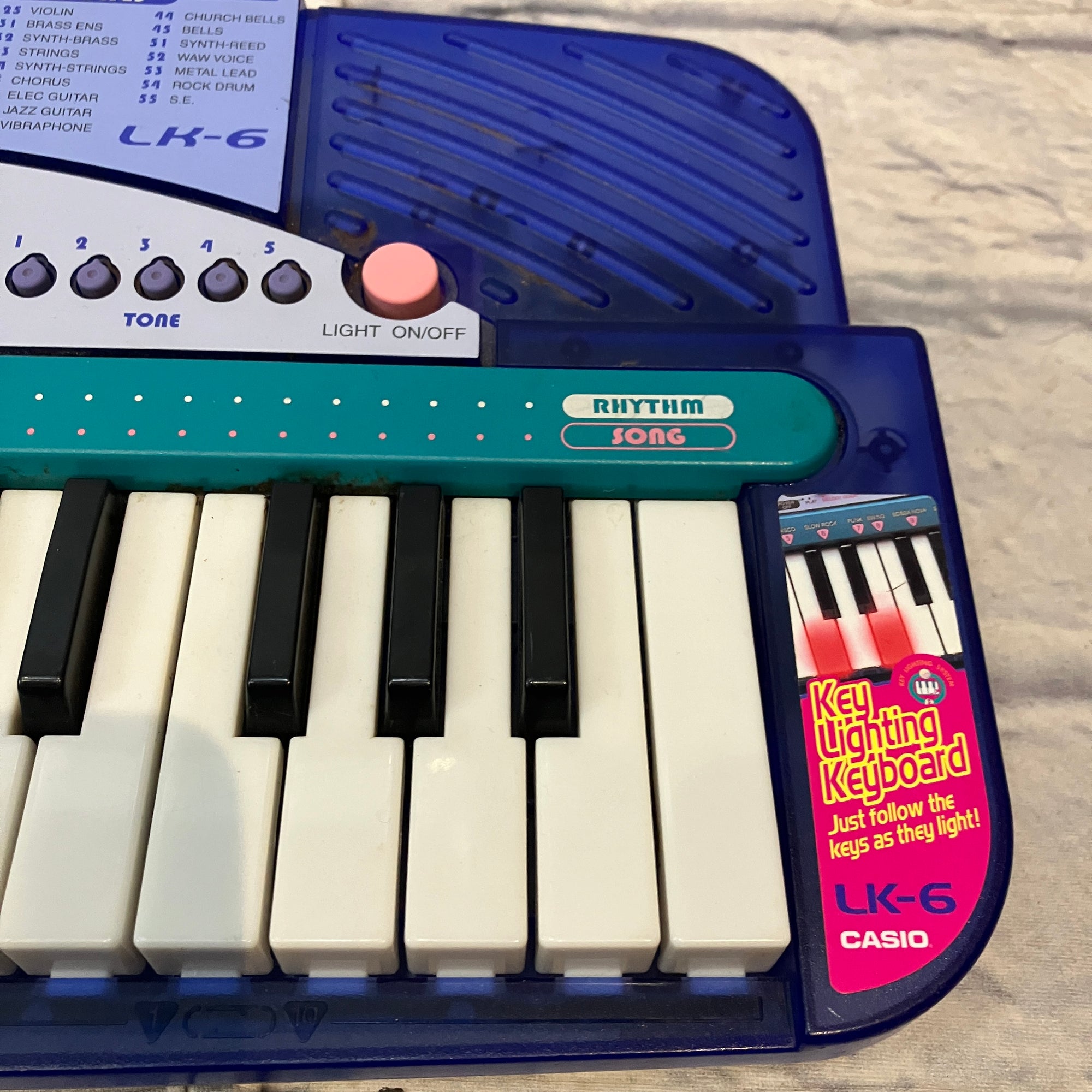 Casio LK-6 Keyboard