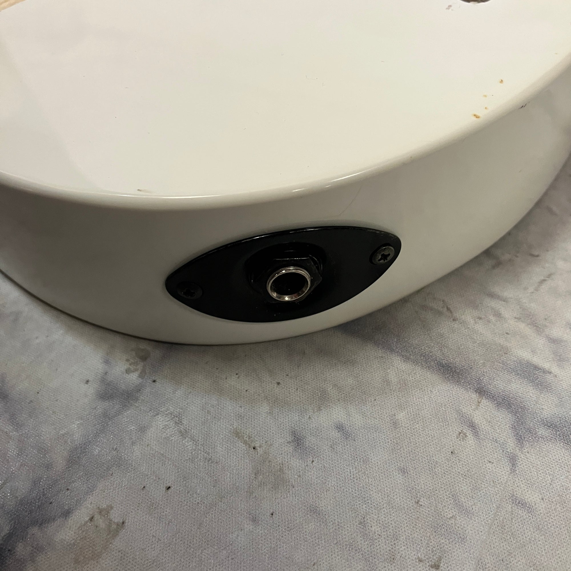 Unknown Cream Stratocaster Styled Electric Guitar Body