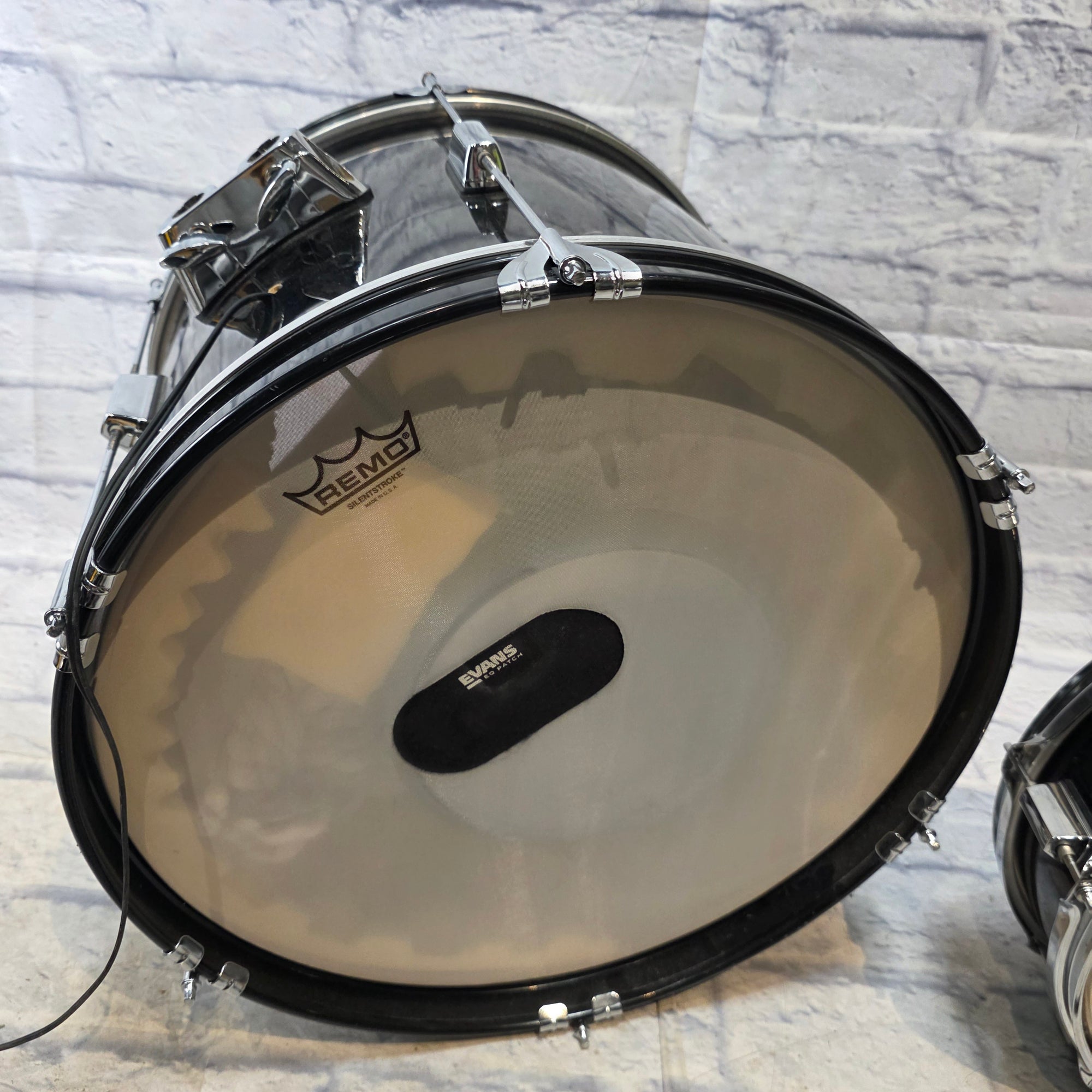 Unknown Black Hybrid Acoustic / Trigger Set Small Electronic Drum Set