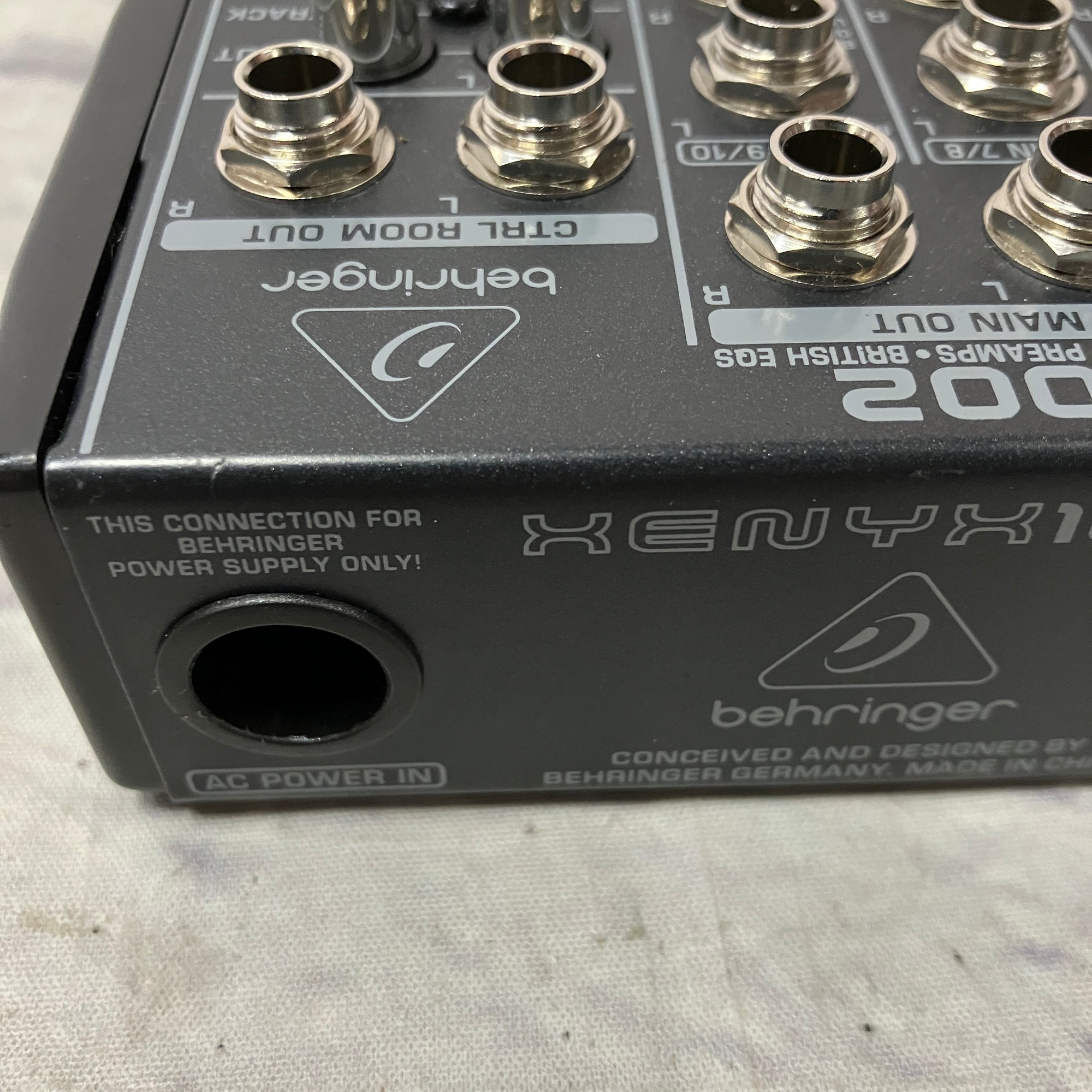 Behringer Xenyx1002 Four Channel Mixer