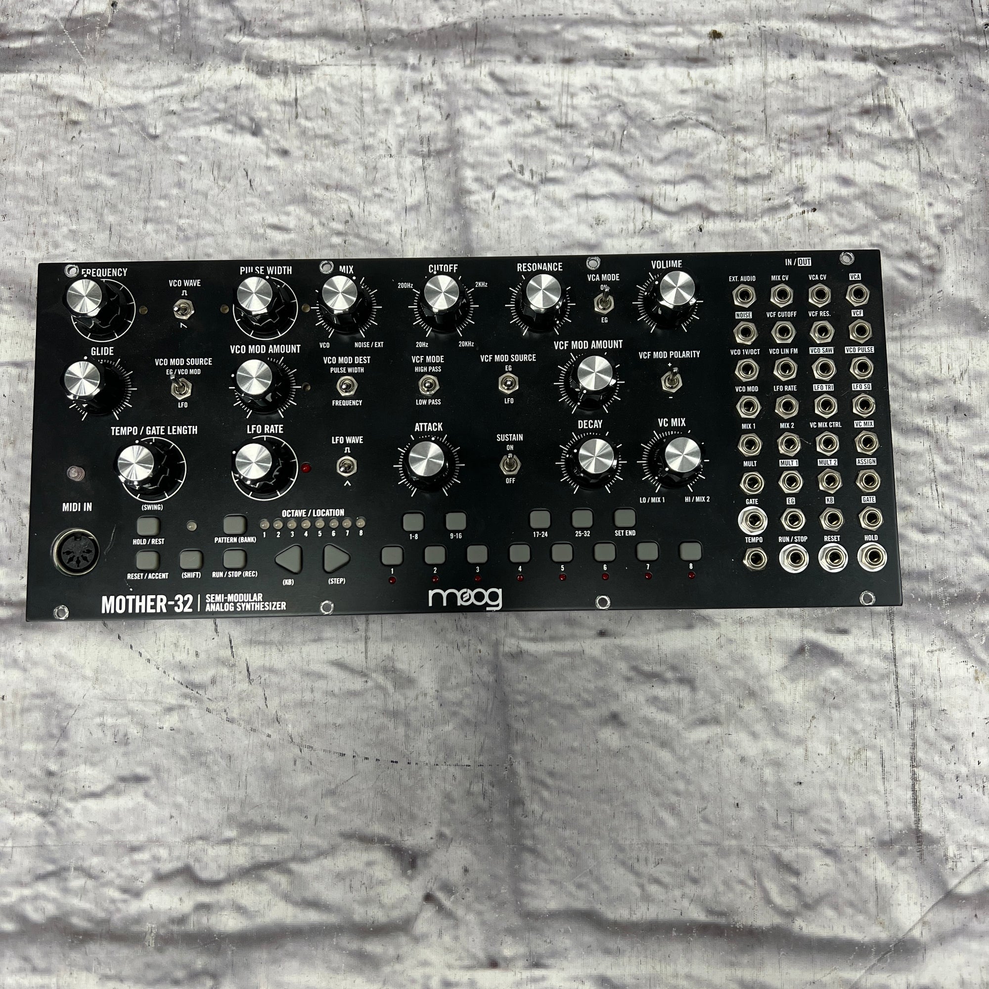 鍵盤楽器 Moog mother 32 Mother-32 – ROBOTSPEAk