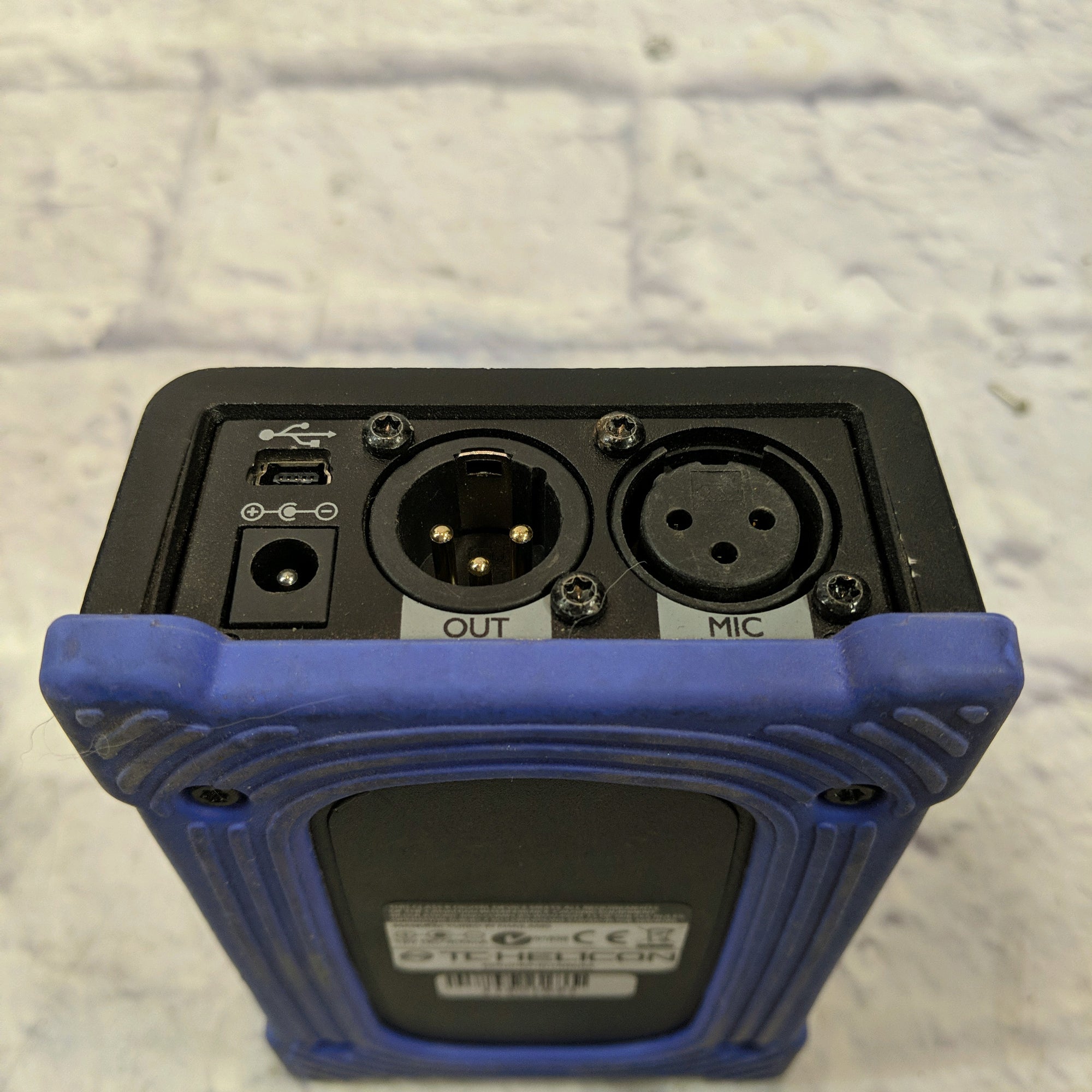 TC Helicon Voicetone H1 Intelligent Harmony Pedal