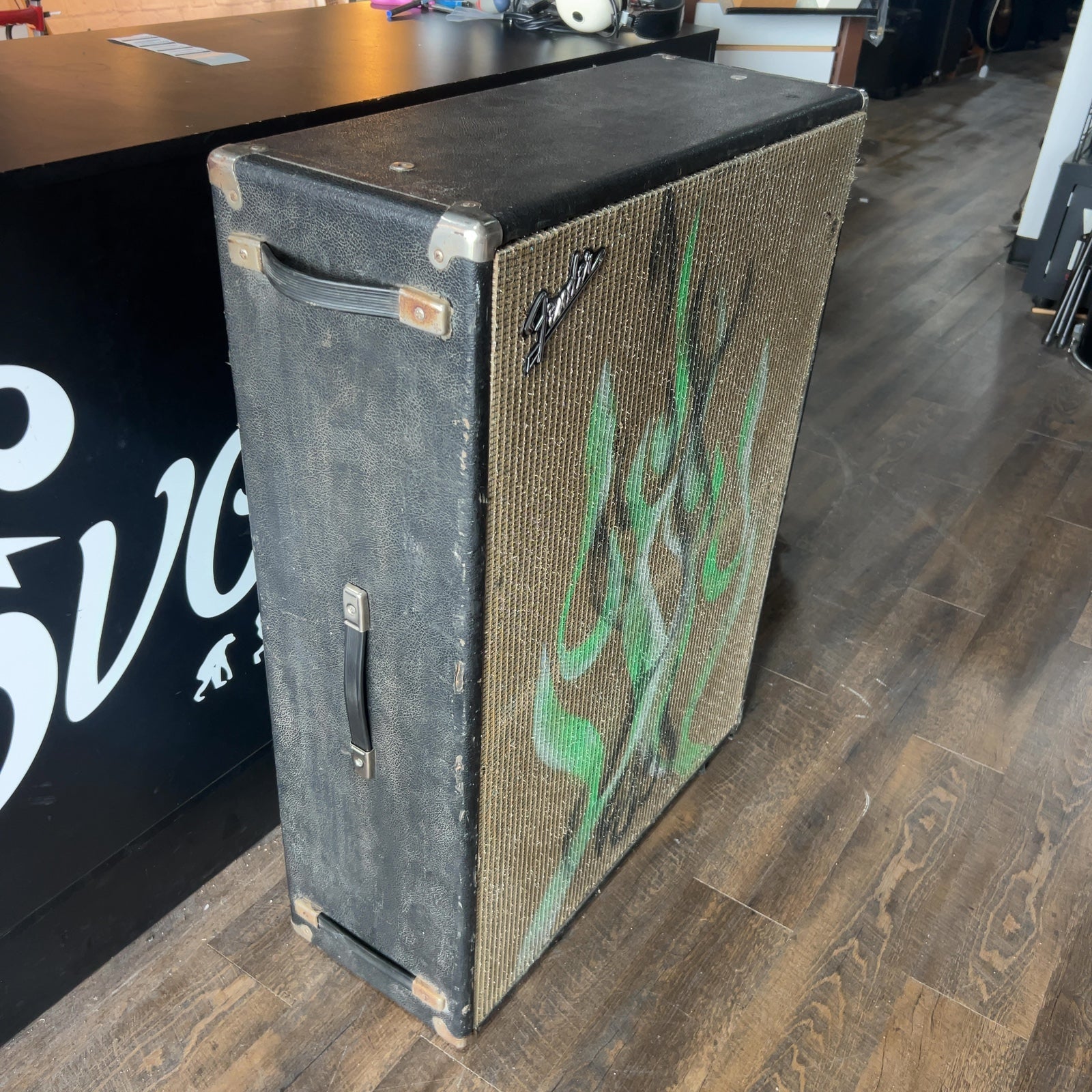 Fender Vintage Bassman 2x15 Cabinet PMR Hemp Speakers
