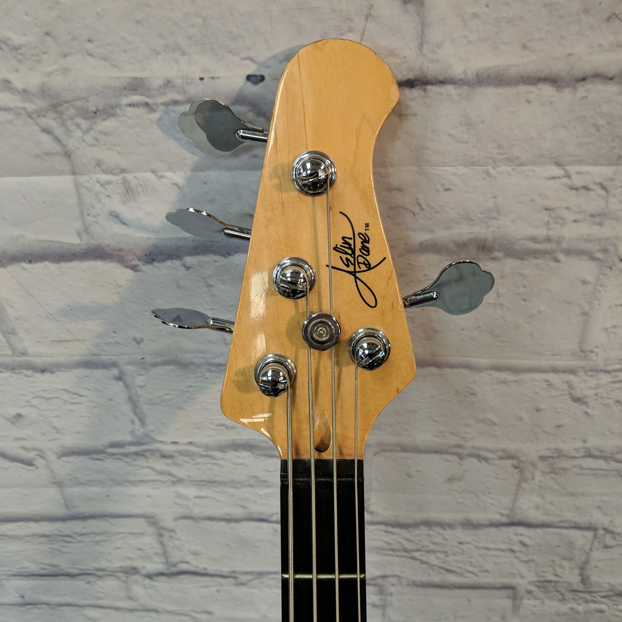 Aslin Dane 4 String MM Style Bass Guitar