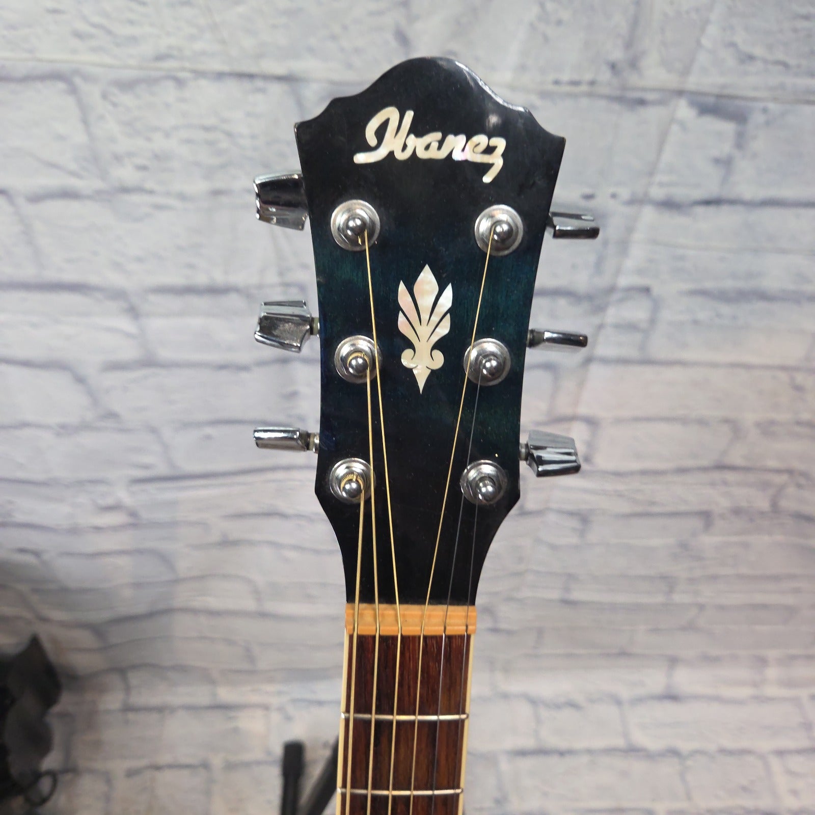 Ibanez AES10ETBS1202 Concert Acoustic Guitar