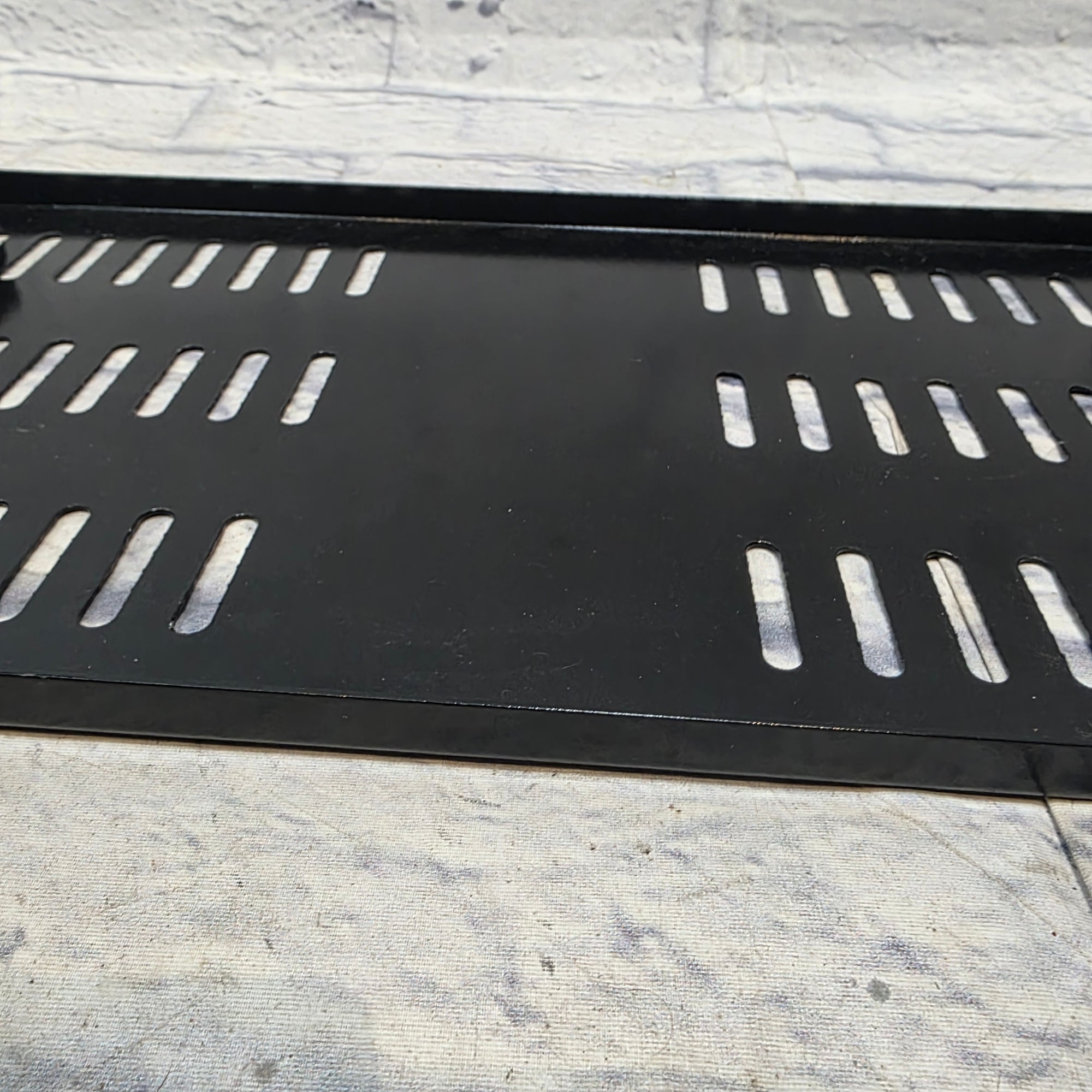 Unknown Rack Shelf Unit Rack Unit