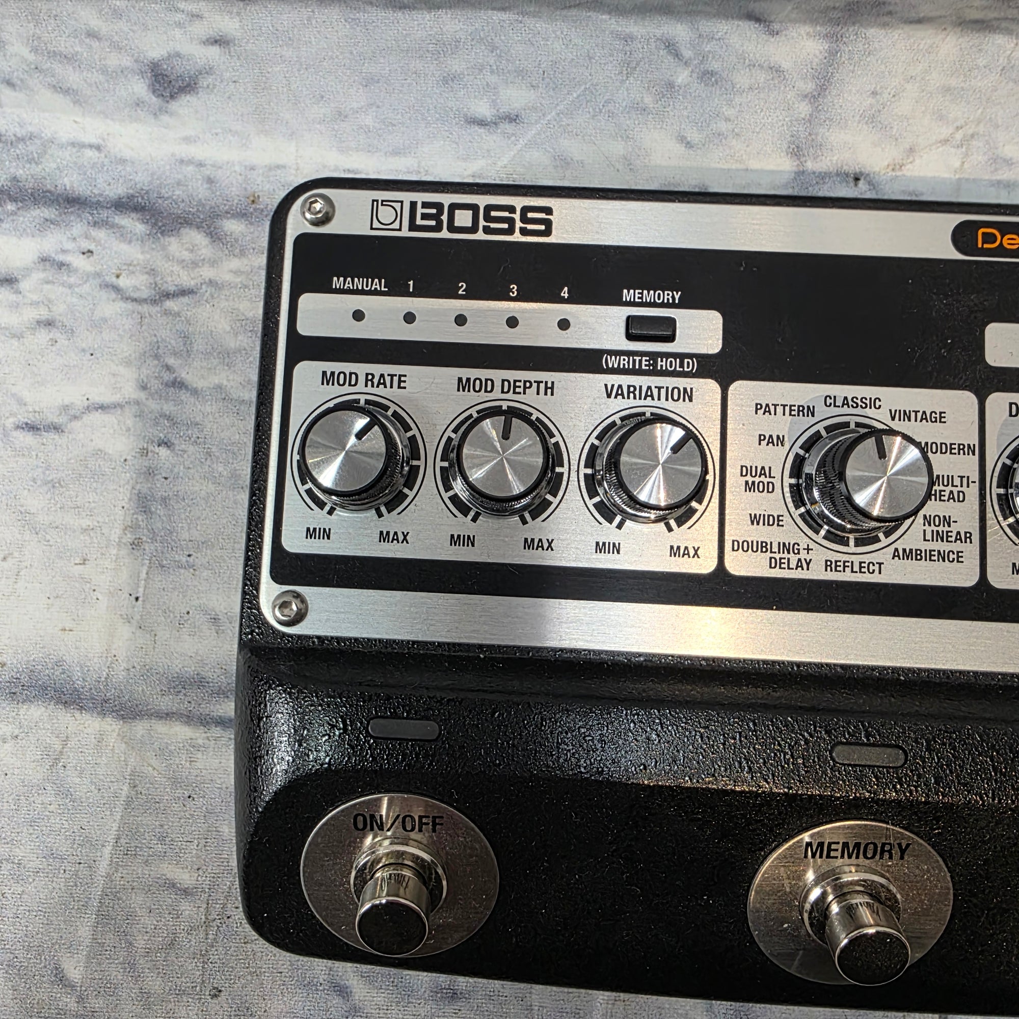 Boss DM-101 Delay Pedal