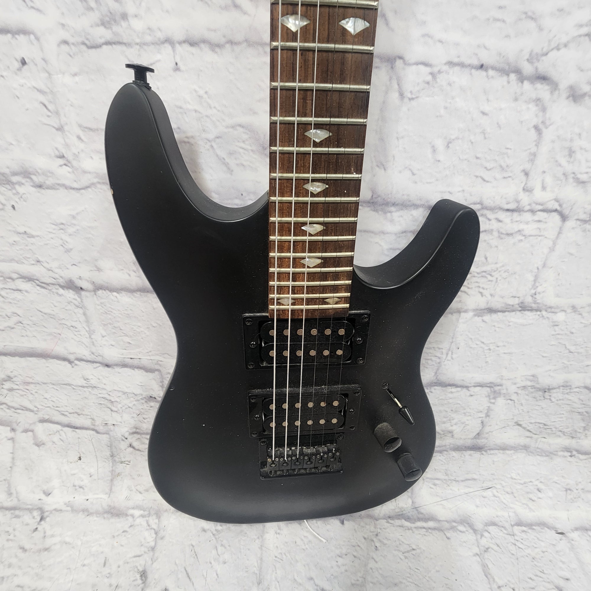 Laguna LE50 Short Scale Electric Guitar