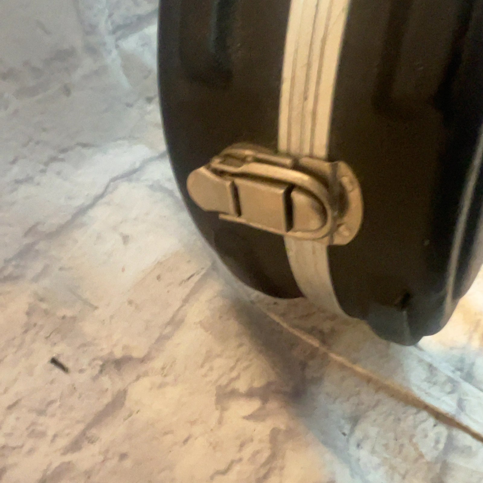 Fender Molded Hard Shell Bass Case