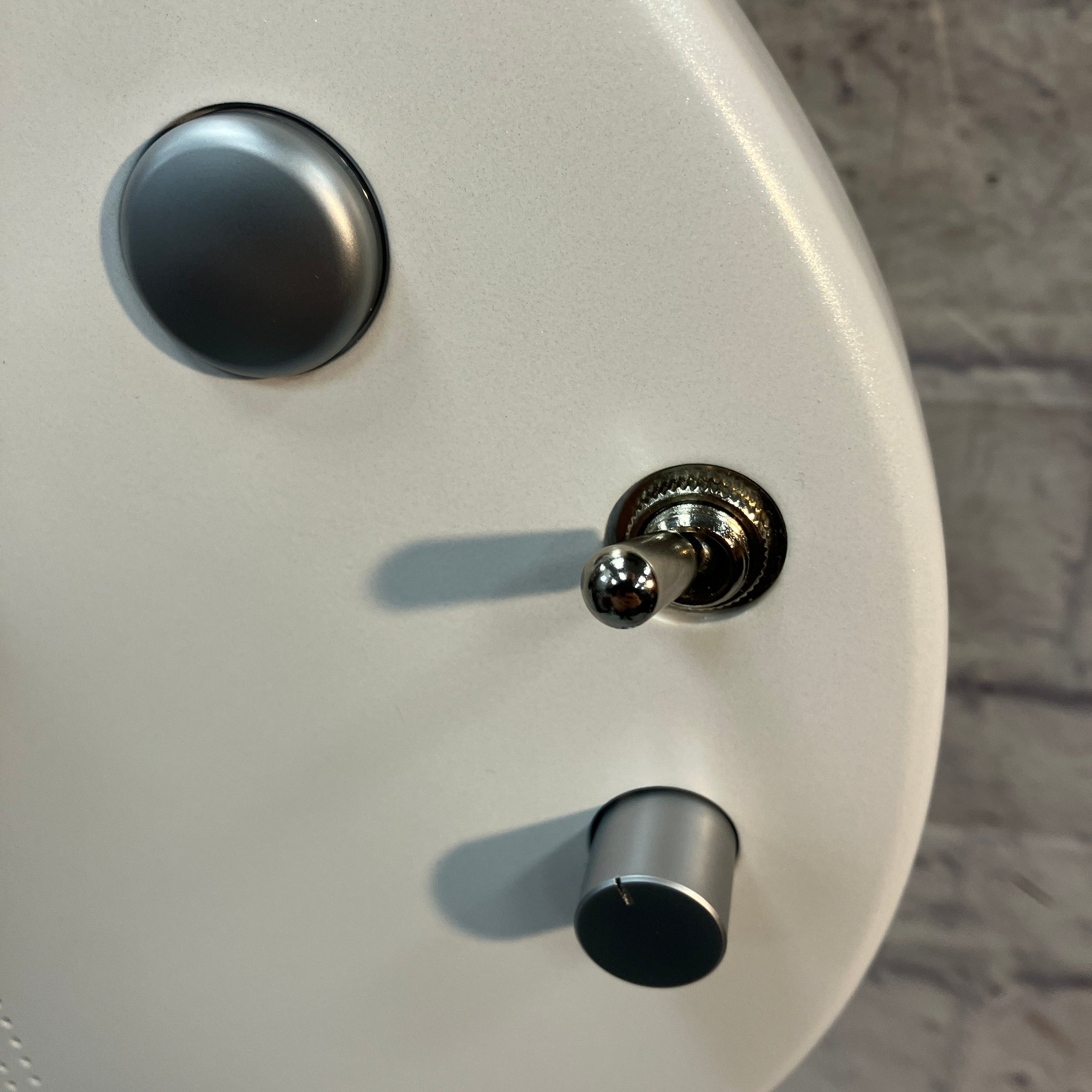 Enya White Nova Go Sonic Electric Guitar (With bag)