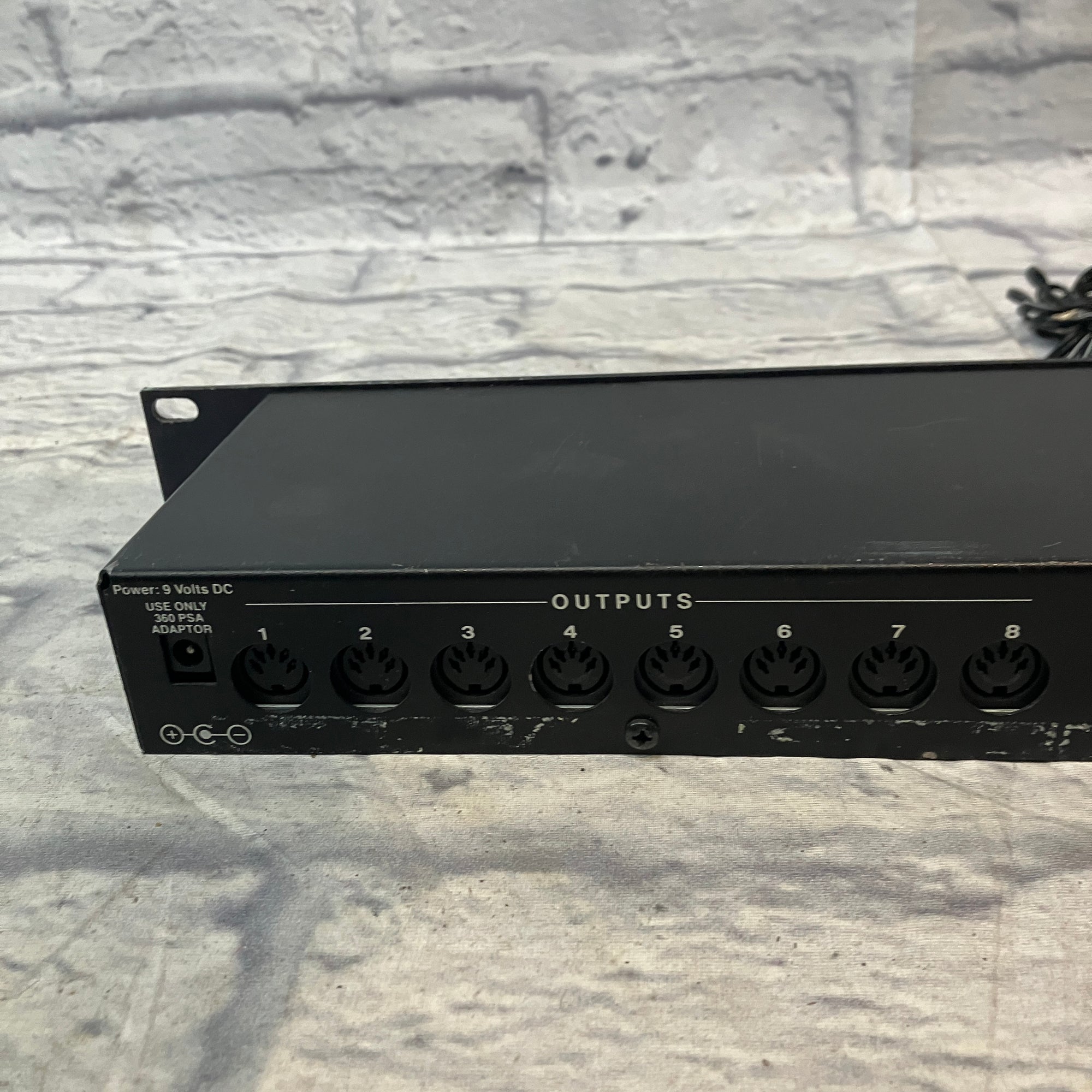 360 Systems Midi Patcher 8x8 Routing System with Memory Controller