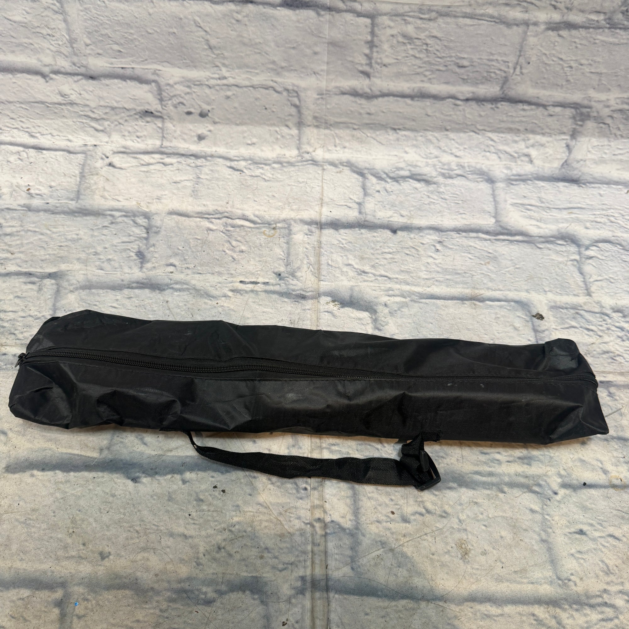 Unknown  Sheet Music Stand (Small) With Soft Case