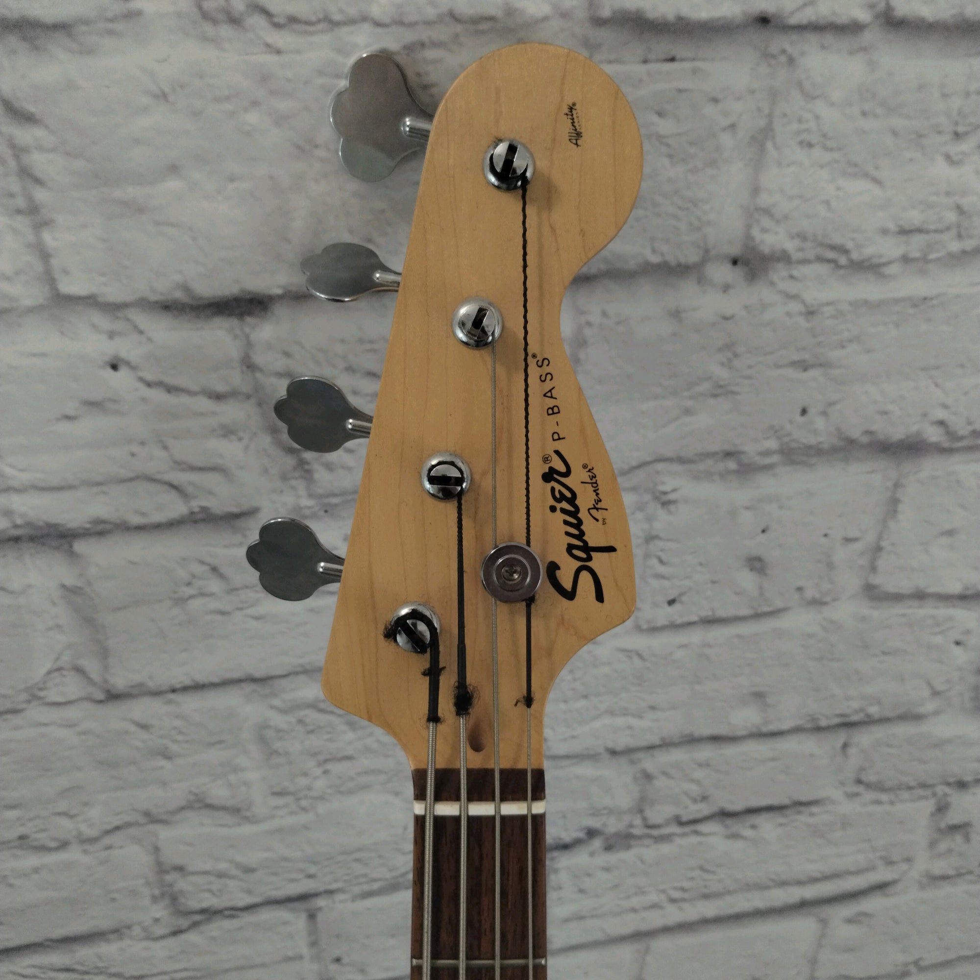 Squier Affinity Precision Bass Black